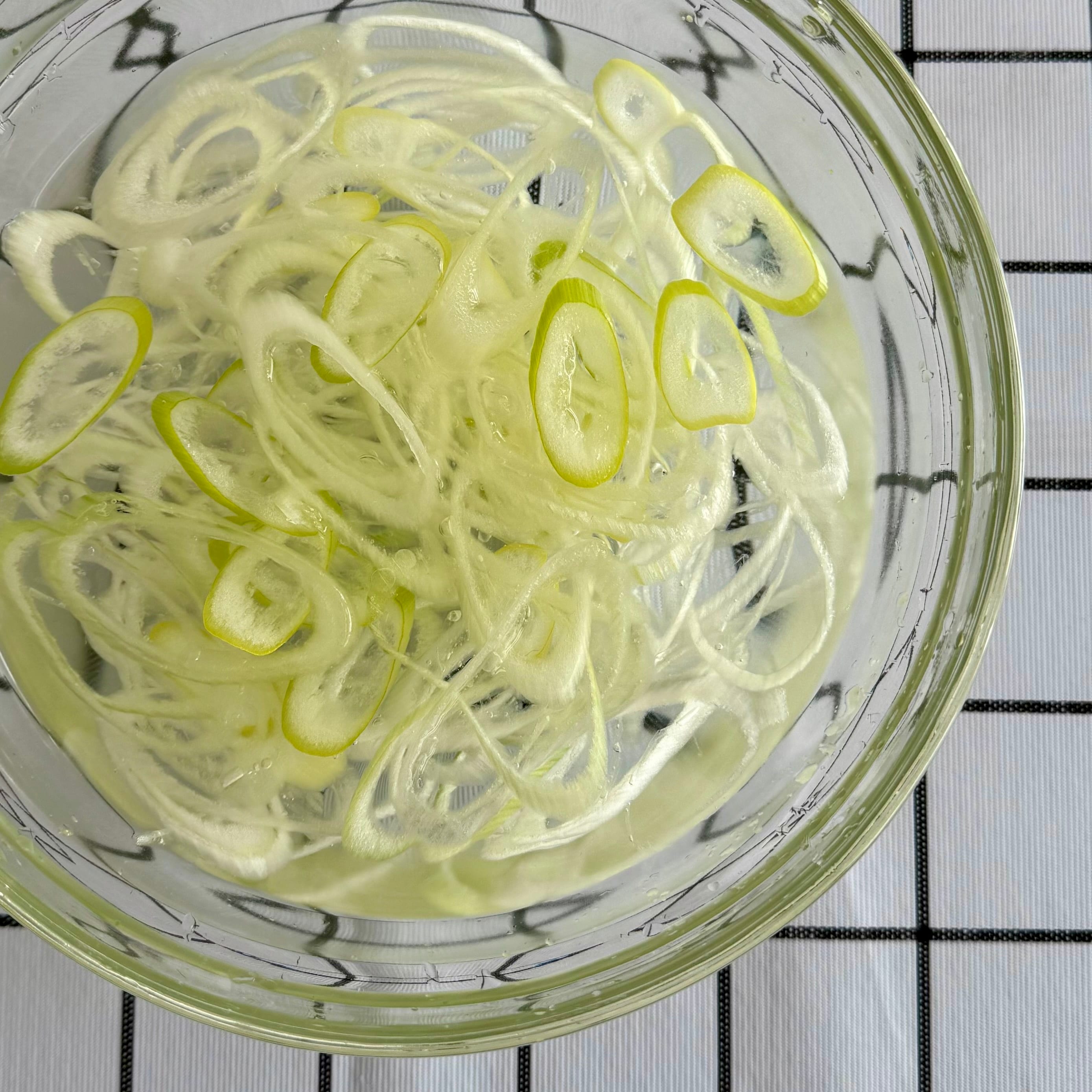 麺の製法にこだわった「生麺を熟成乾燥させたラーメン」のおいしい食べ方_Jlp9HX