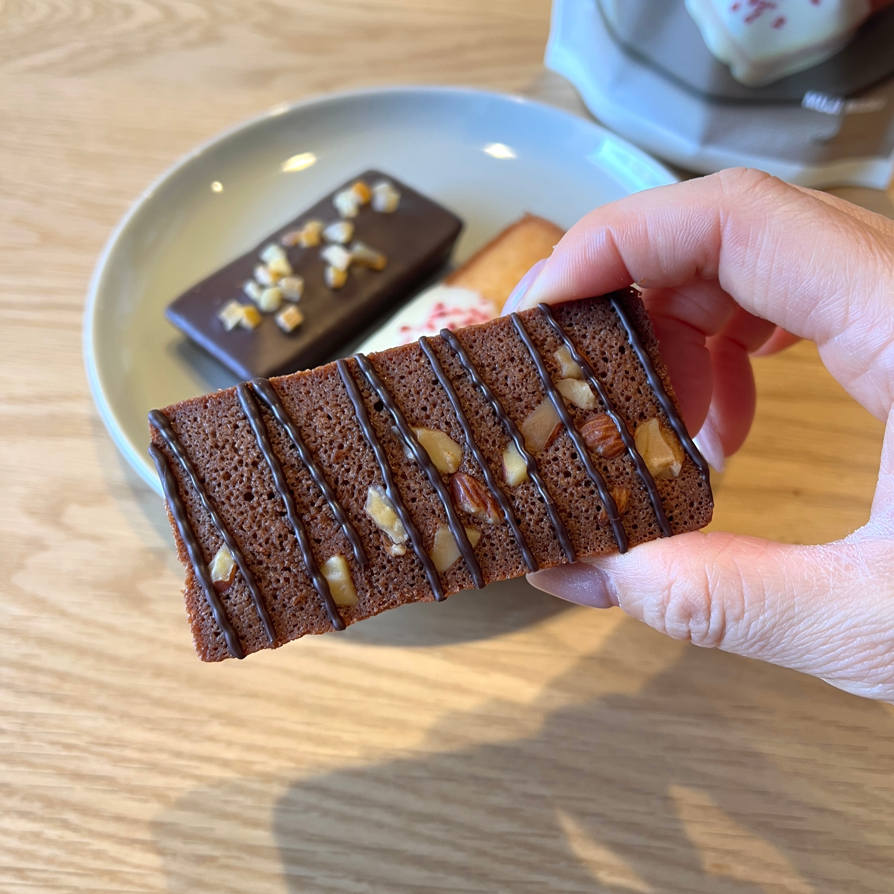 新商品 ｜ 冬だけのおいしさ、特別な日のご褒美チョコ_23E3Vm