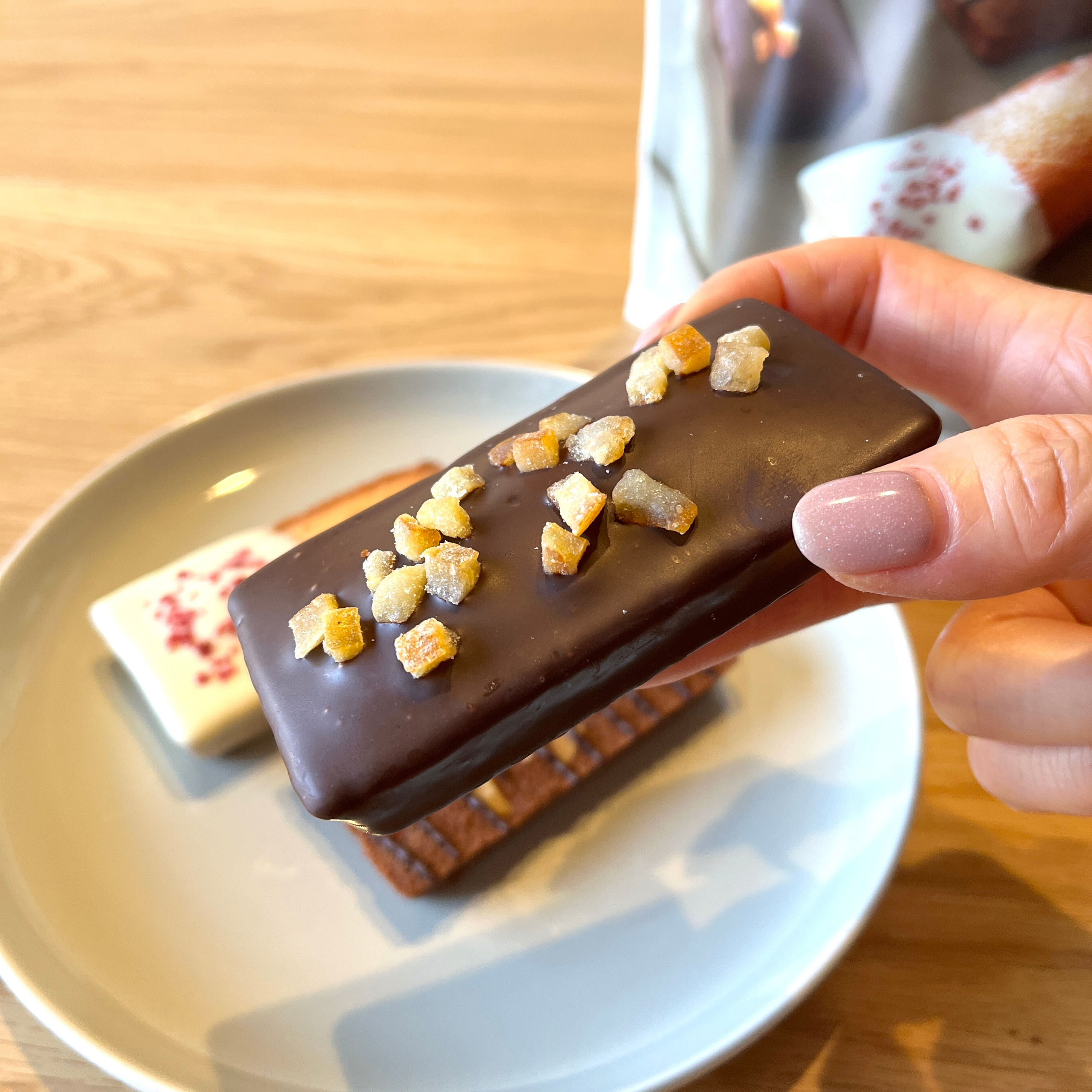 新商品 ｜ 冬だけのおいしさ、特別な日のご褒美チョコ_H5I9bE