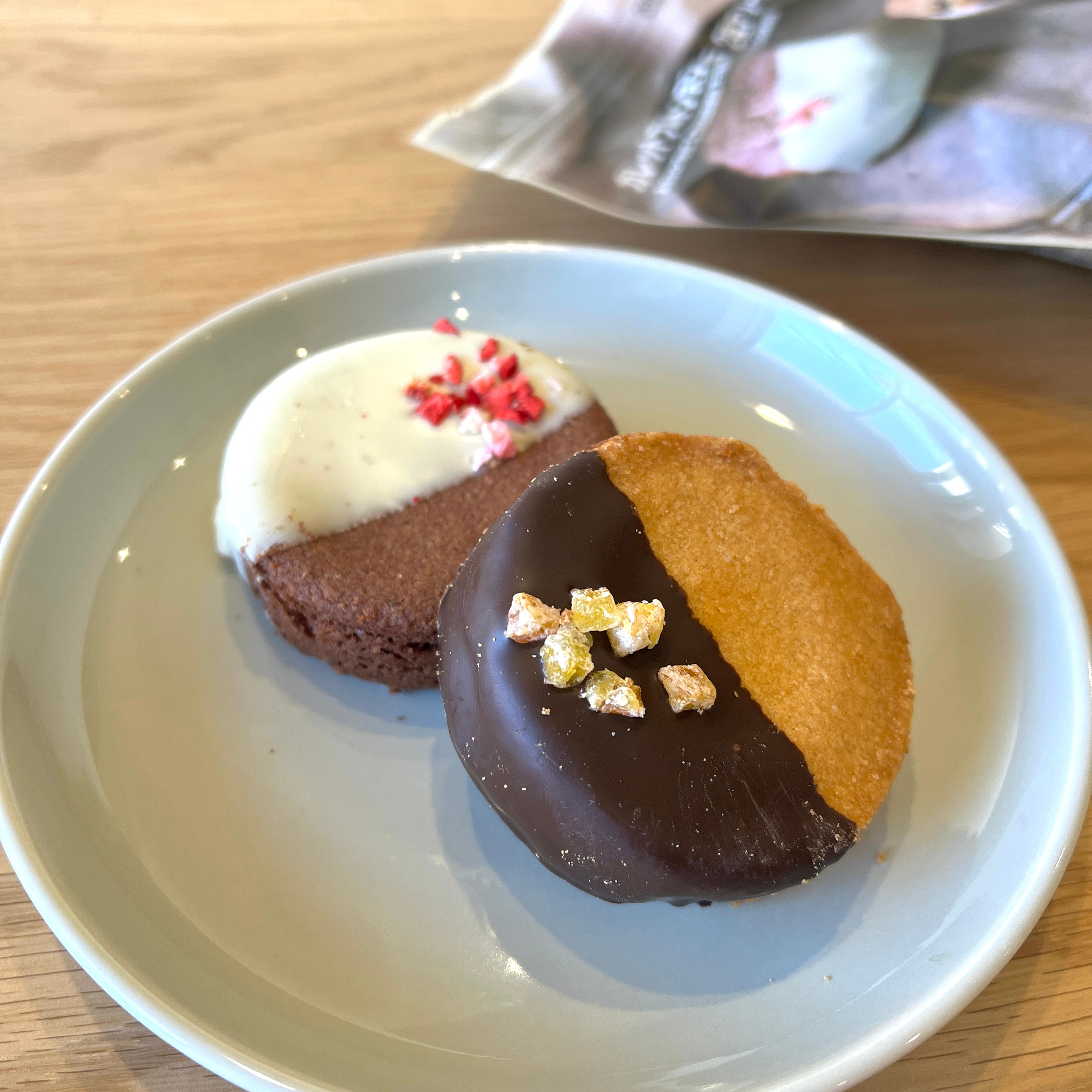 新商品 ｜ 冬だけのおいしさ、特別な日のご褒美チョコ_Xt8GH1