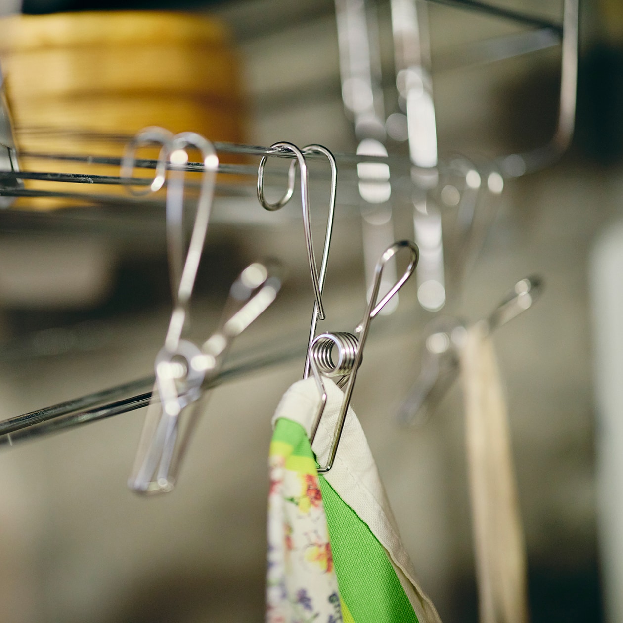 おおらかに、時を重ねてきた部屋 | ポリプロピレンメイクボックス、脚付マットレス ほか_LZ4nu6