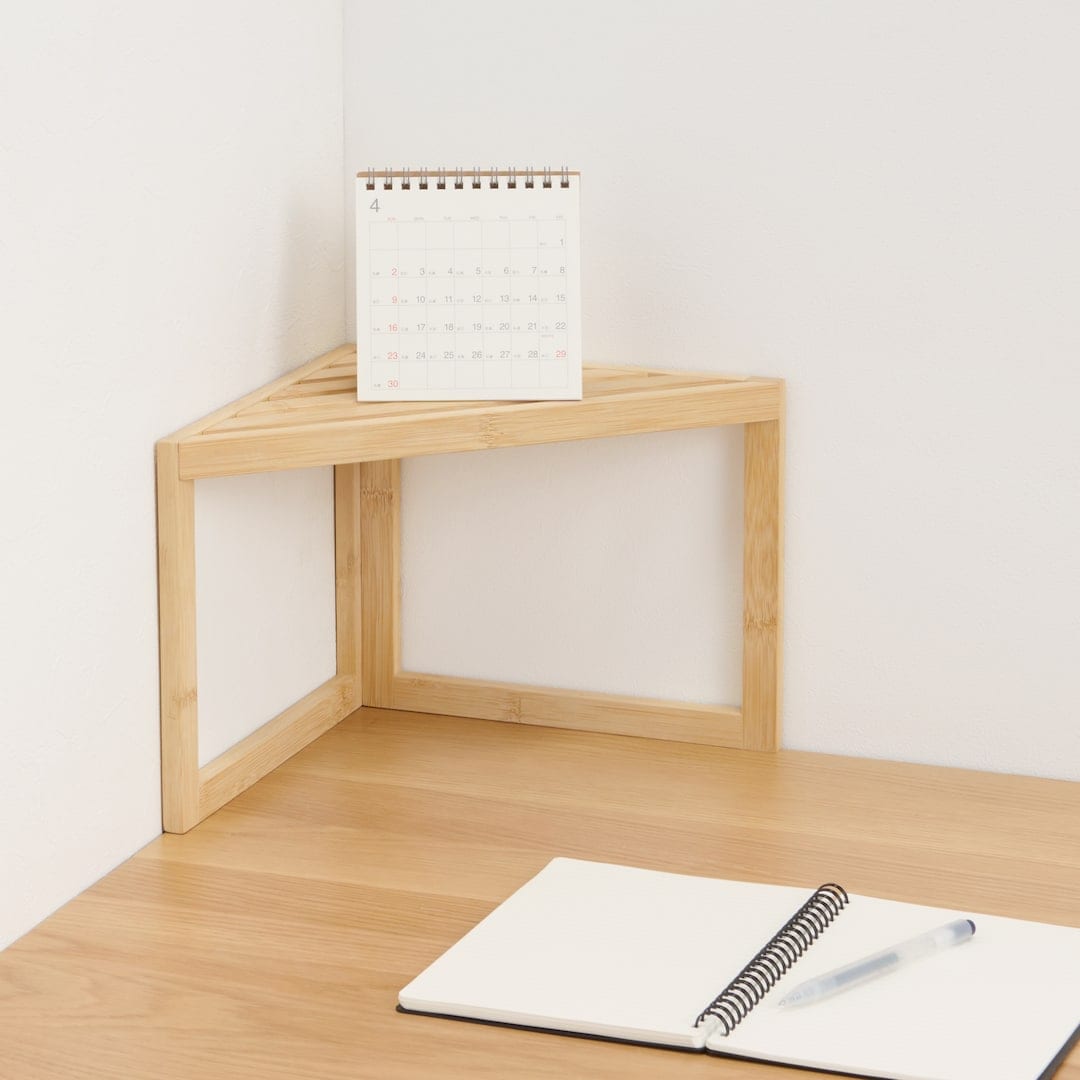 みんなの「買ってよかった」人気商品 ｜ 壁に付けられる家具棚、木製スタッキングスツール ほか_7U08TS