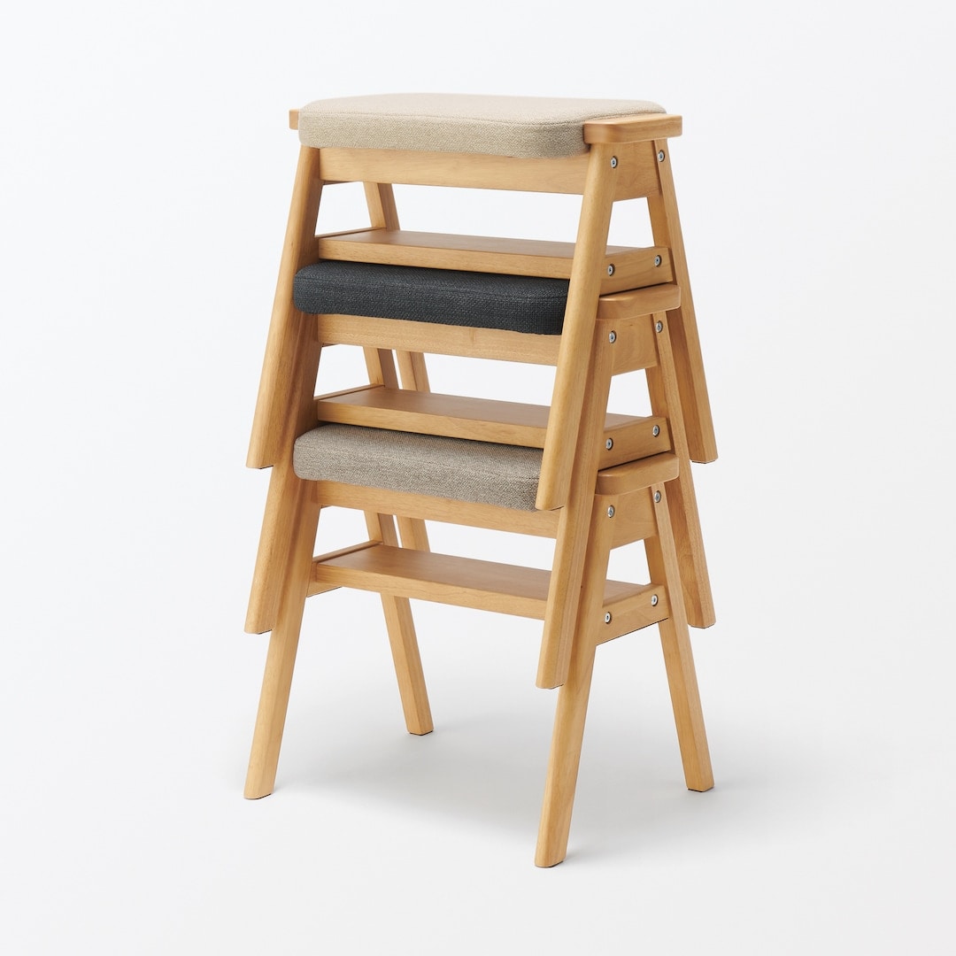 みんなの「買ってよかった」人気商品 ｜ 壁に付けられる家具棚、木製スタッキングスツール ほか_m5SXLD