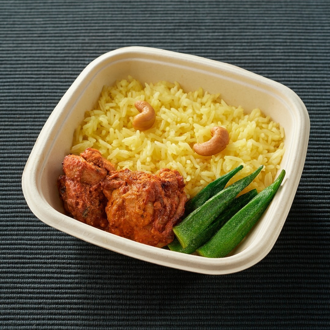 新商品｜スパイスの香り、辛さを存分に味わう。チキンビリヤニ（冷凍食品）_5igXuM