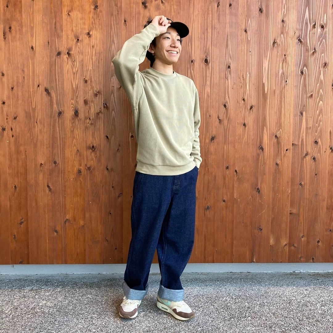 【スタッフコーディネート】絶妙な生地感で重ね着しやすい、スウェットスタイル_4A6z2W