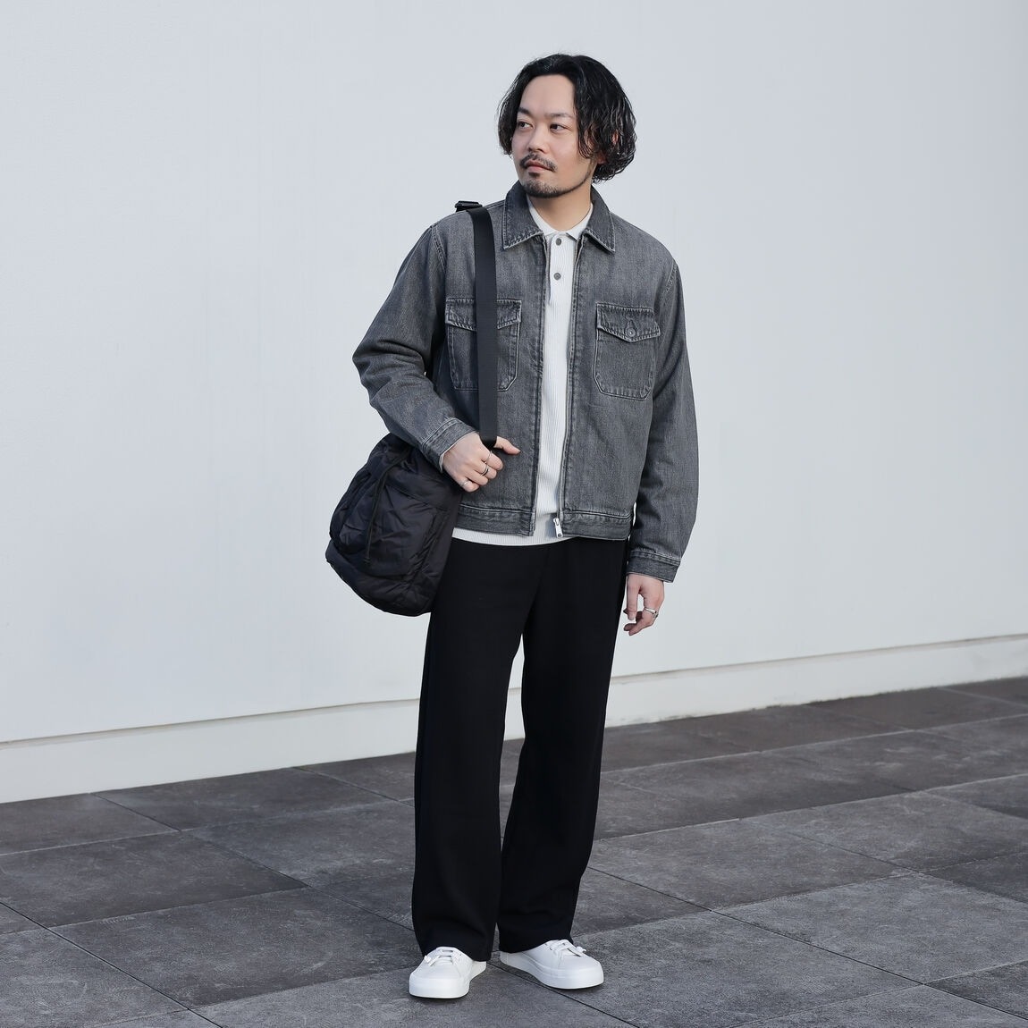 【スタッフコーディネート】絶妙な生地感で重ね着しやすい、スウェットスタイル_ExWNE3