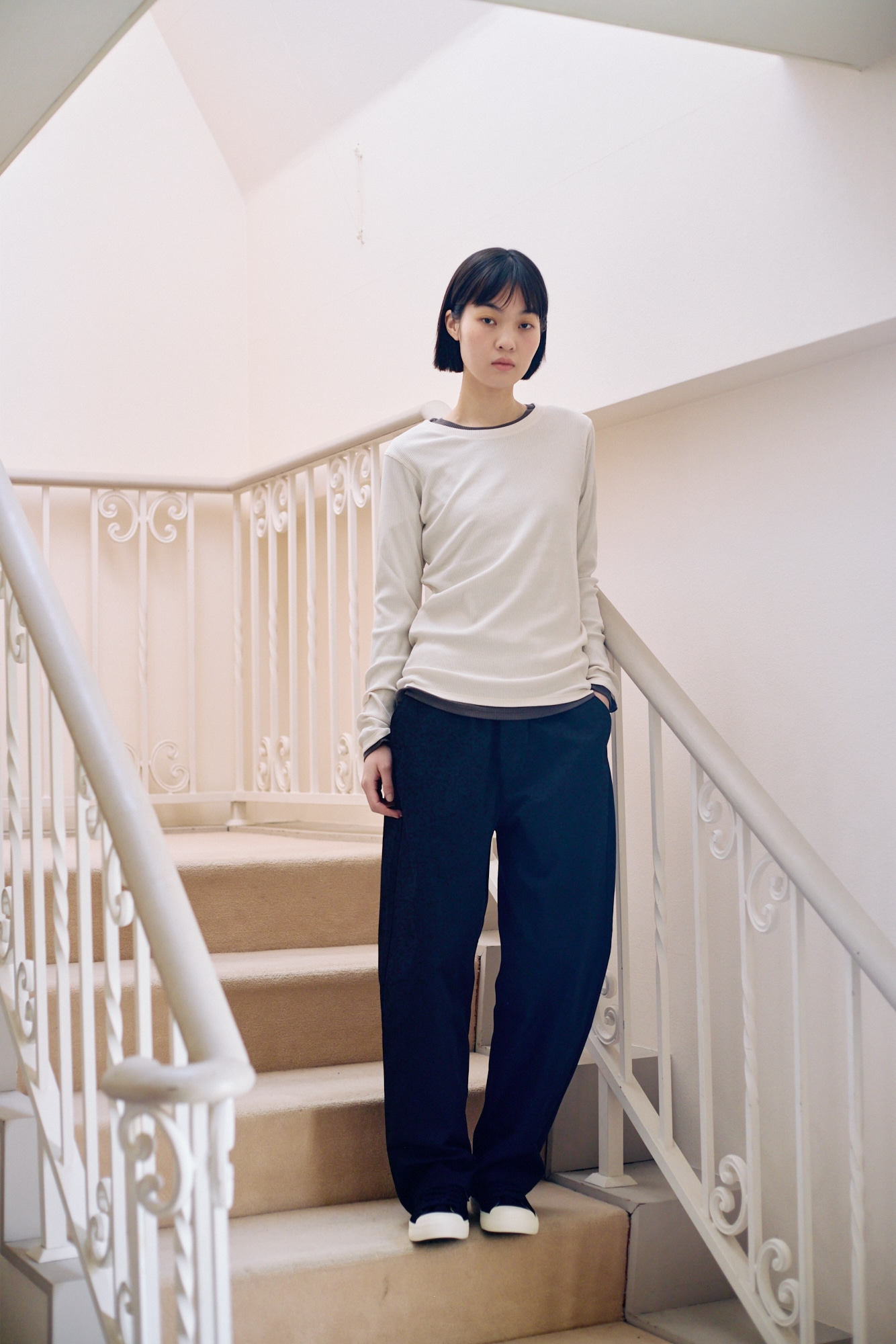 アクティブからくつろぎまで。頼れる「イージーパンツ」｜ 着まわしたい、定番服_e355lN