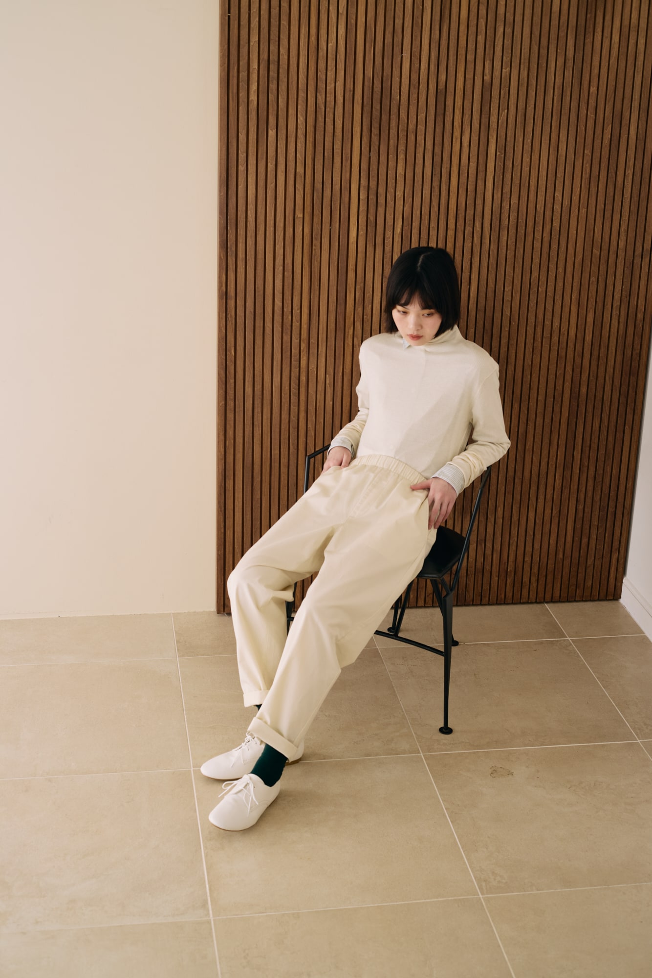 アクティブからくつろぎまで。頼れる「イージーパンツ」｜ 着まわしたい、定番服_MQSFv7