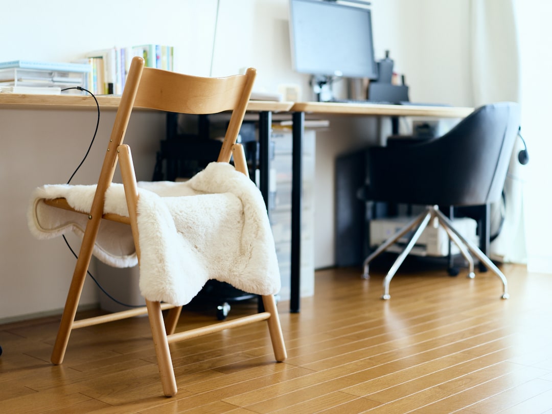 女性二人暮らし、二十年。名前のつかない関係の中で考えた。「“普通”の暮らしってなんだろう」はらだ有彩さん_M4Tf83