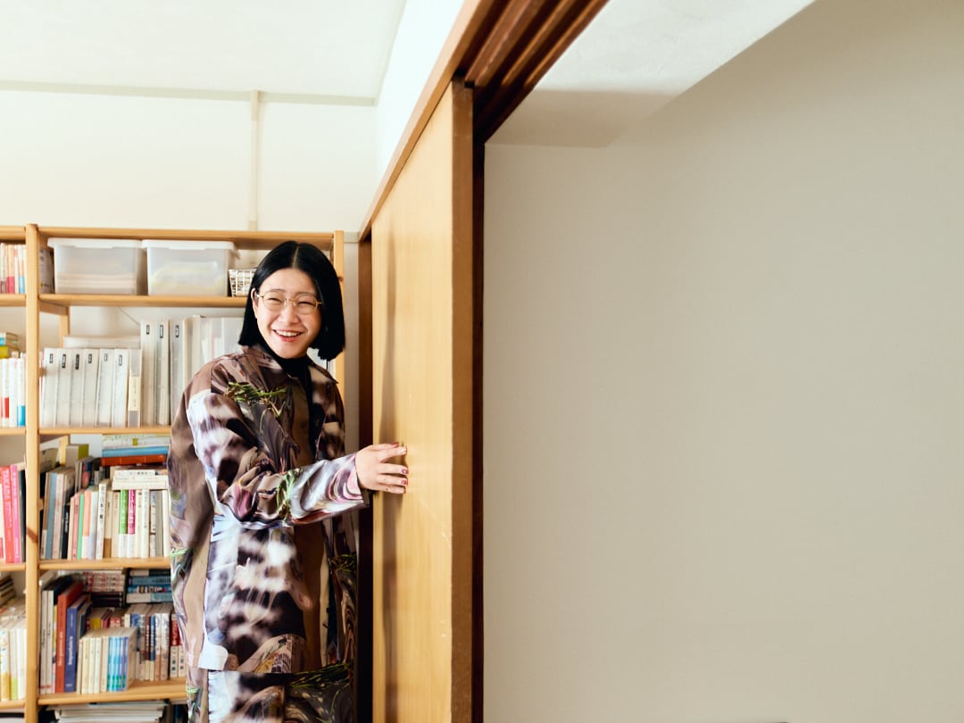 女性二人暮らし、二十年。名前のつかない関係の中で考えた。「“普通”の暮らしってなんだろう」はらだ有彩さん_Q60Cwk