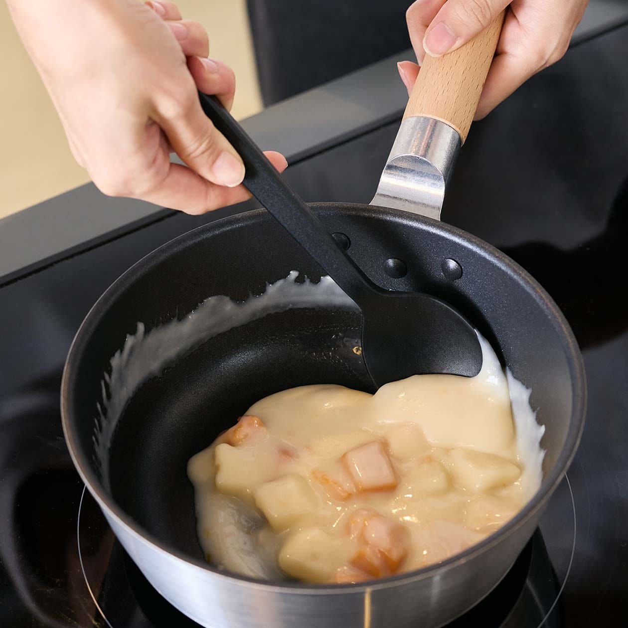 ［キッチン用品篇］新入社員135人に聞きました。新生活、無印良品で買って良かったもの_4LgBBF