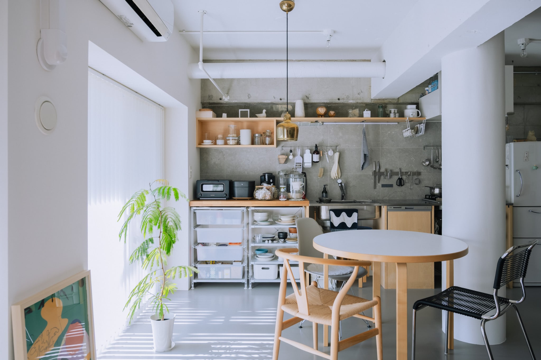 「ものが増えすぎたら、またバランスを整える。そのくり返し」小林杏奈さん_YQ2mzW