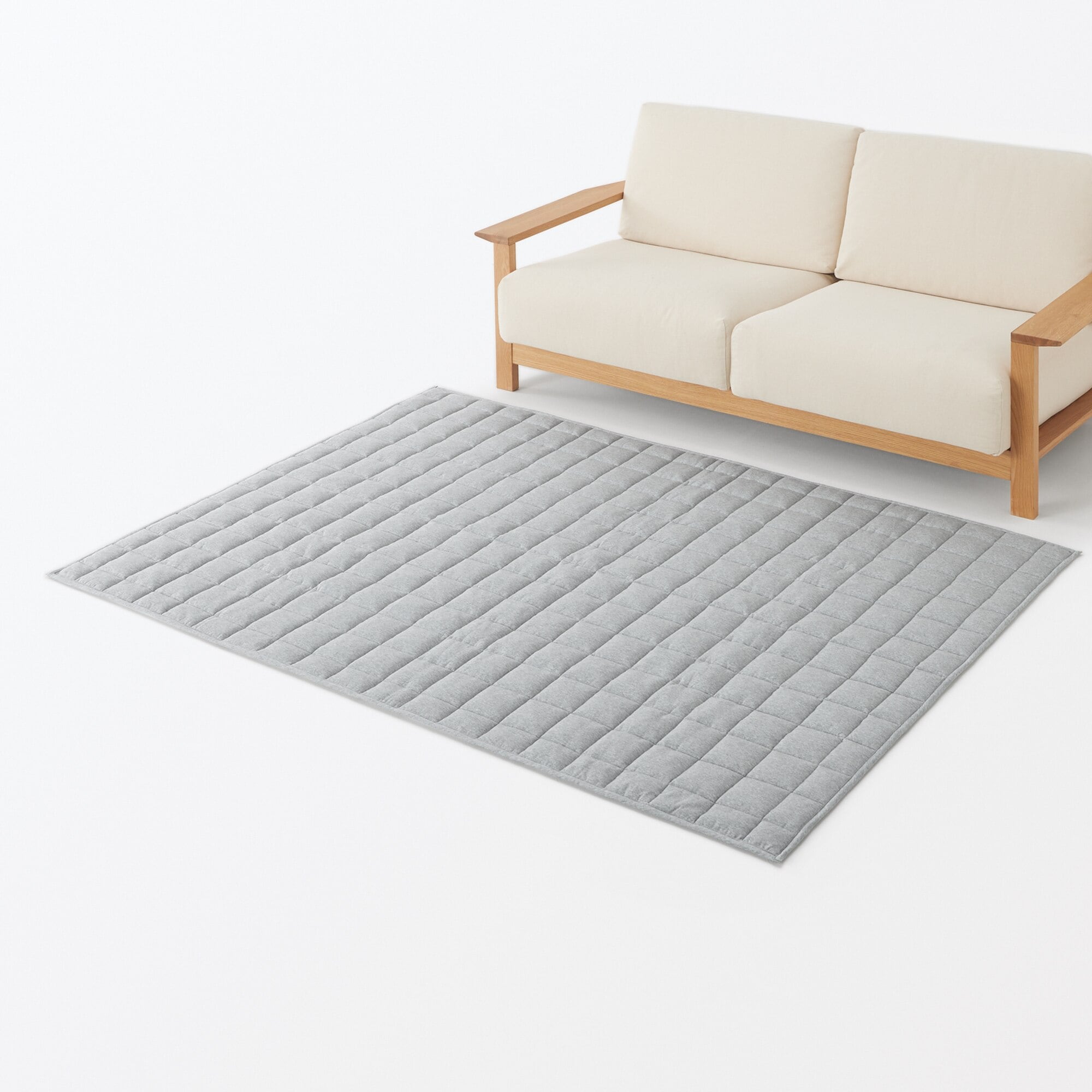 ひんやり綿　キルティングラグ　グレー