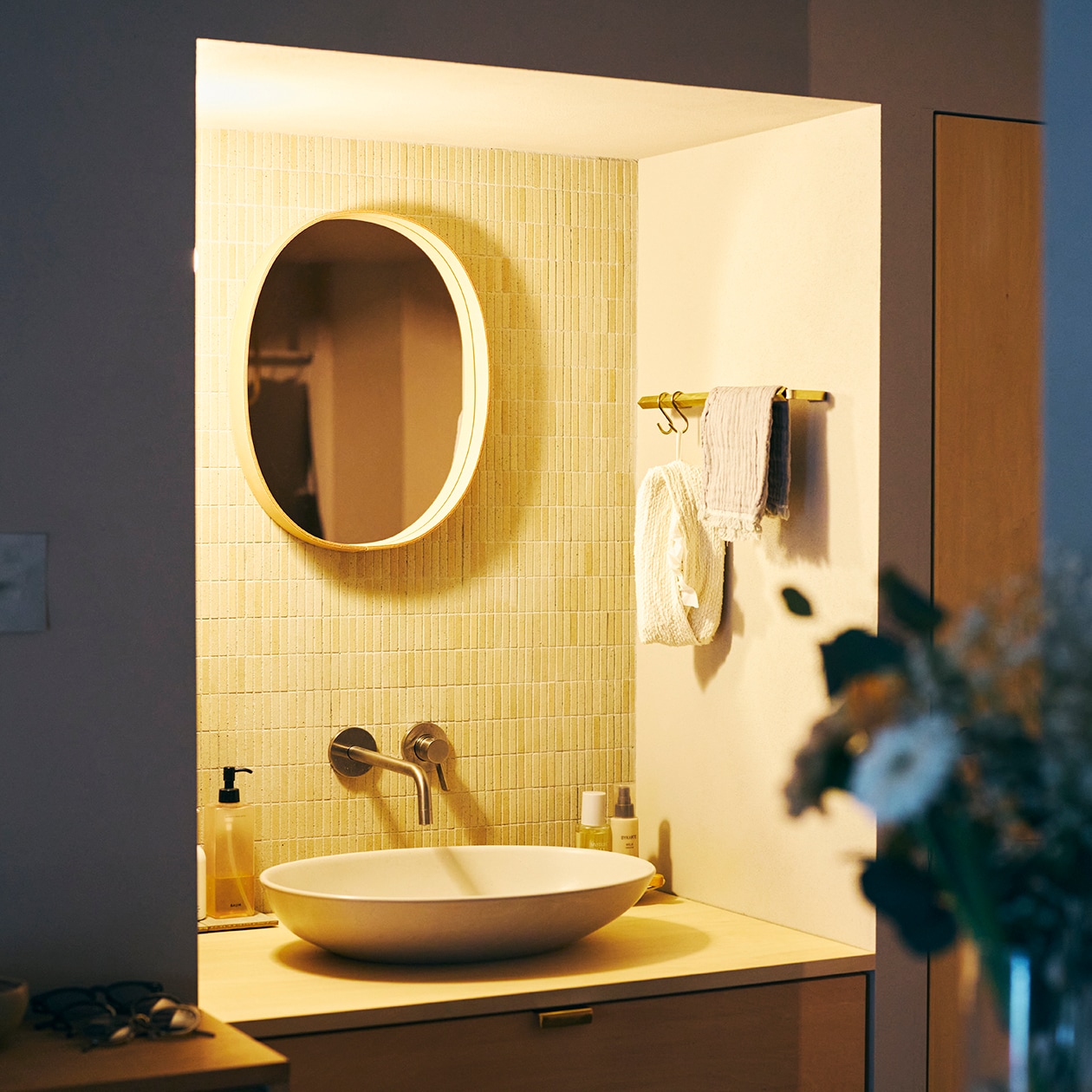 住みたい空間をつくりあげた部屋 ｜ スタッキングシェルフ、ステンレス ユニットシェルフ ほか_42uWVY