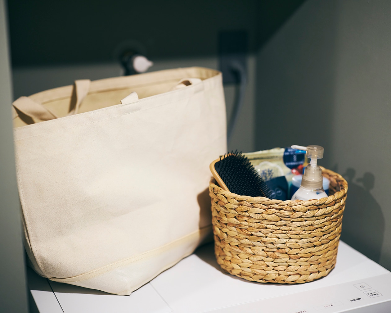 住みたい空間をつくりあげた部屋 ｜ スタッキングシェルフ、ステンレス ユニットシェルフ ほか_gGuGG1