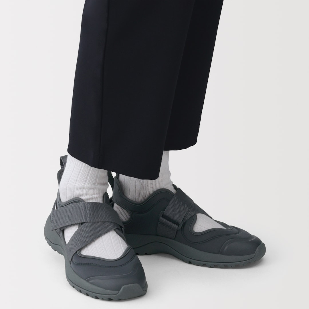 新商品 ｜ スニーカーのようなはき心地。スニーカーサンダル_s9YIZL