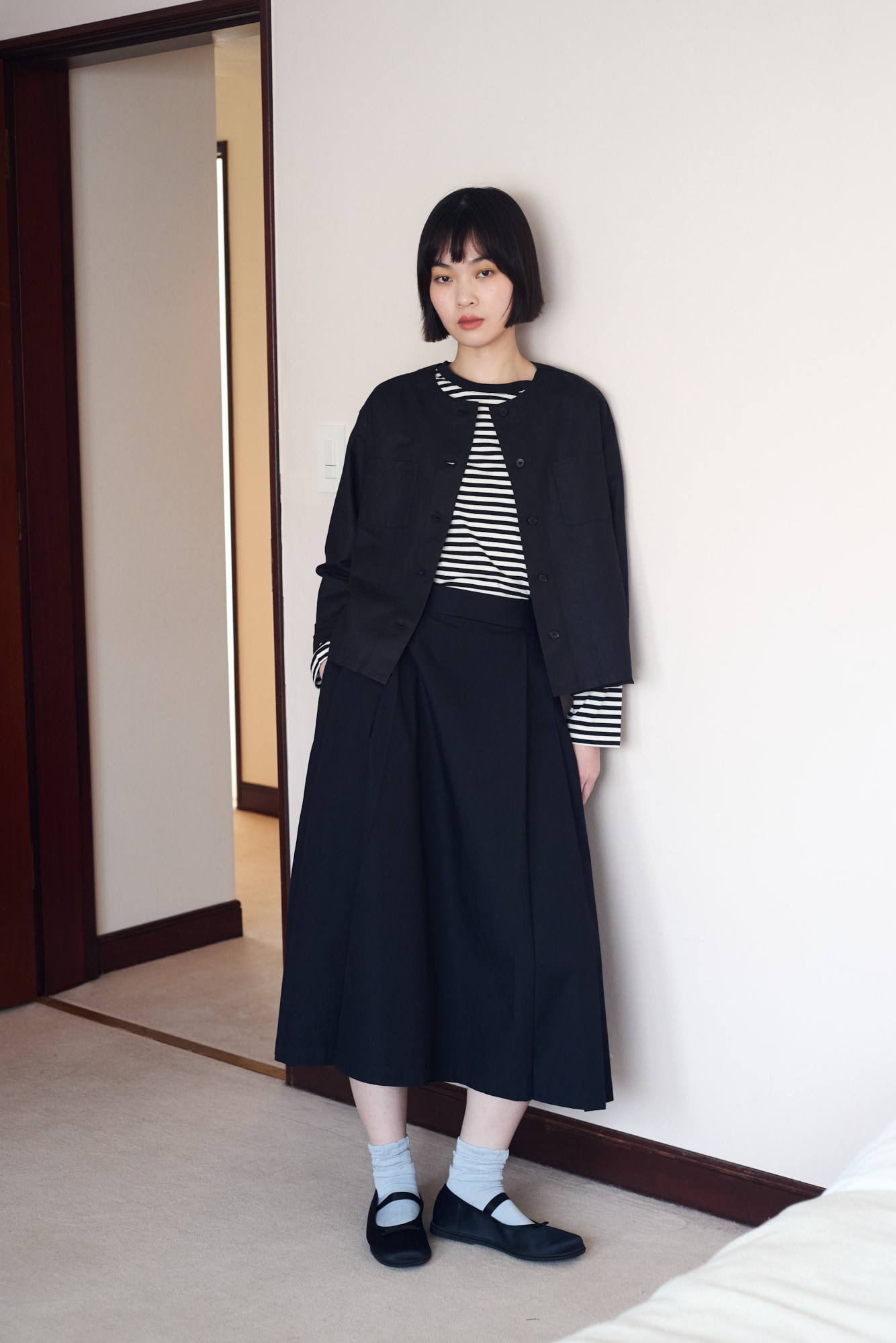 軽やかに、どこまでも寄り添う「リボンフラットシューズ」 ｜ 着まわしたい、定番服_Sh48AP