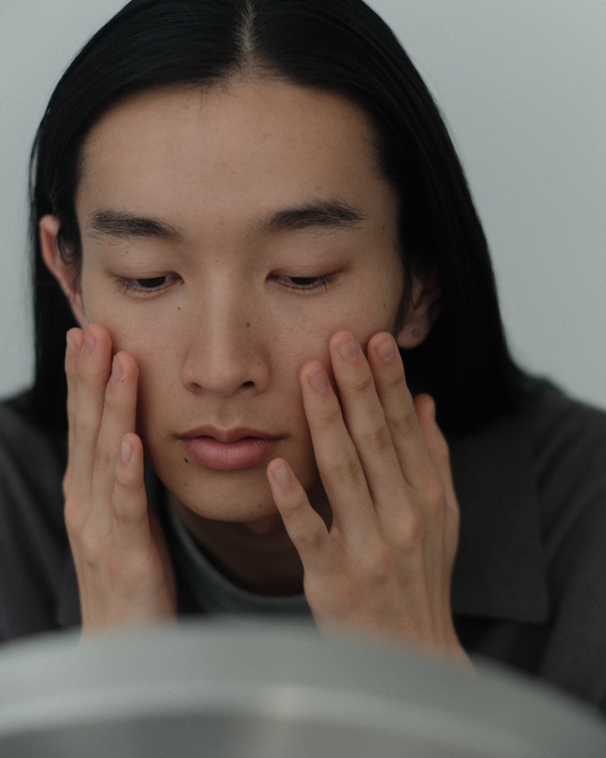 赤みをおさえて健康肌に。薬用UVベースコントロールカラー イエロー | いつものスキンケアにもうひと手間。清潔に、健やかに。無印良品のメイク_Rh1tEL