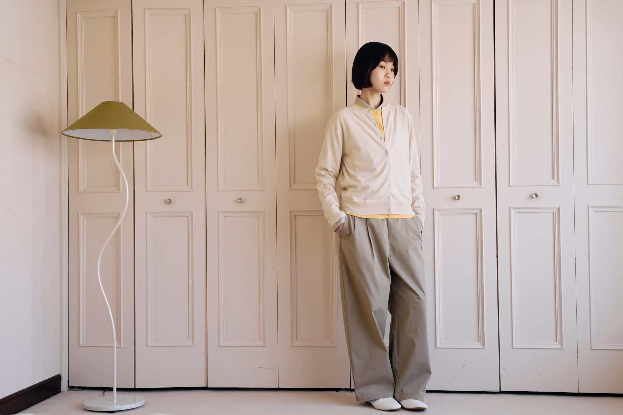 紫外線対策にも、アクセントにも。さらっと羽織れる「カーディガン」 ｜ 着まわしたい、定番服_nuW21e