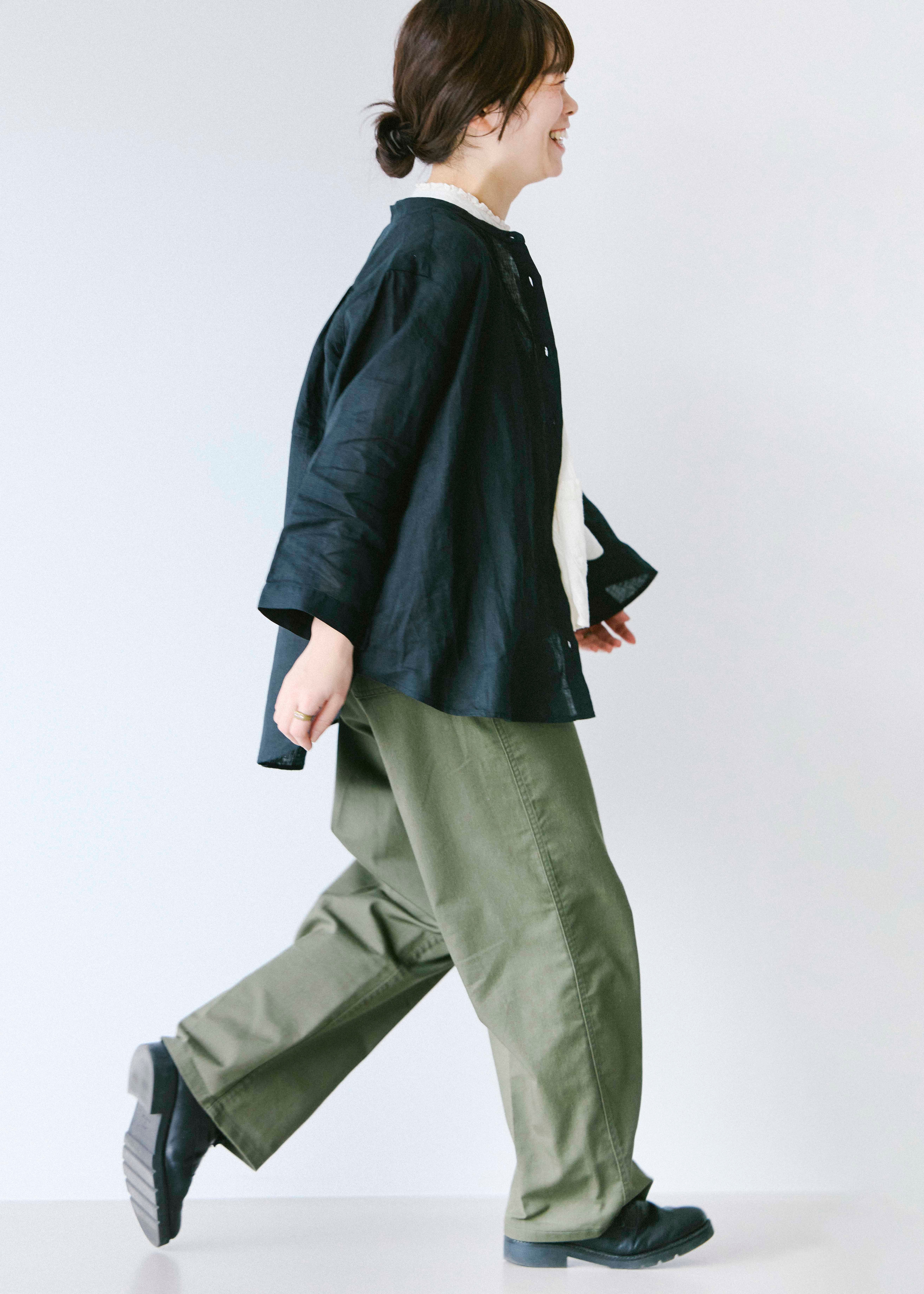 春、心おどる、新鮮な色味にも挑戦したい | スタッフのリアルな着こなし_eJ5X30