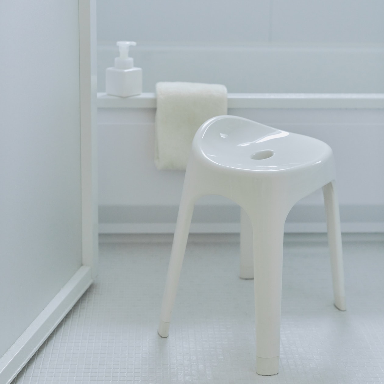 無印良品　立ち座りしやすい風呂いす