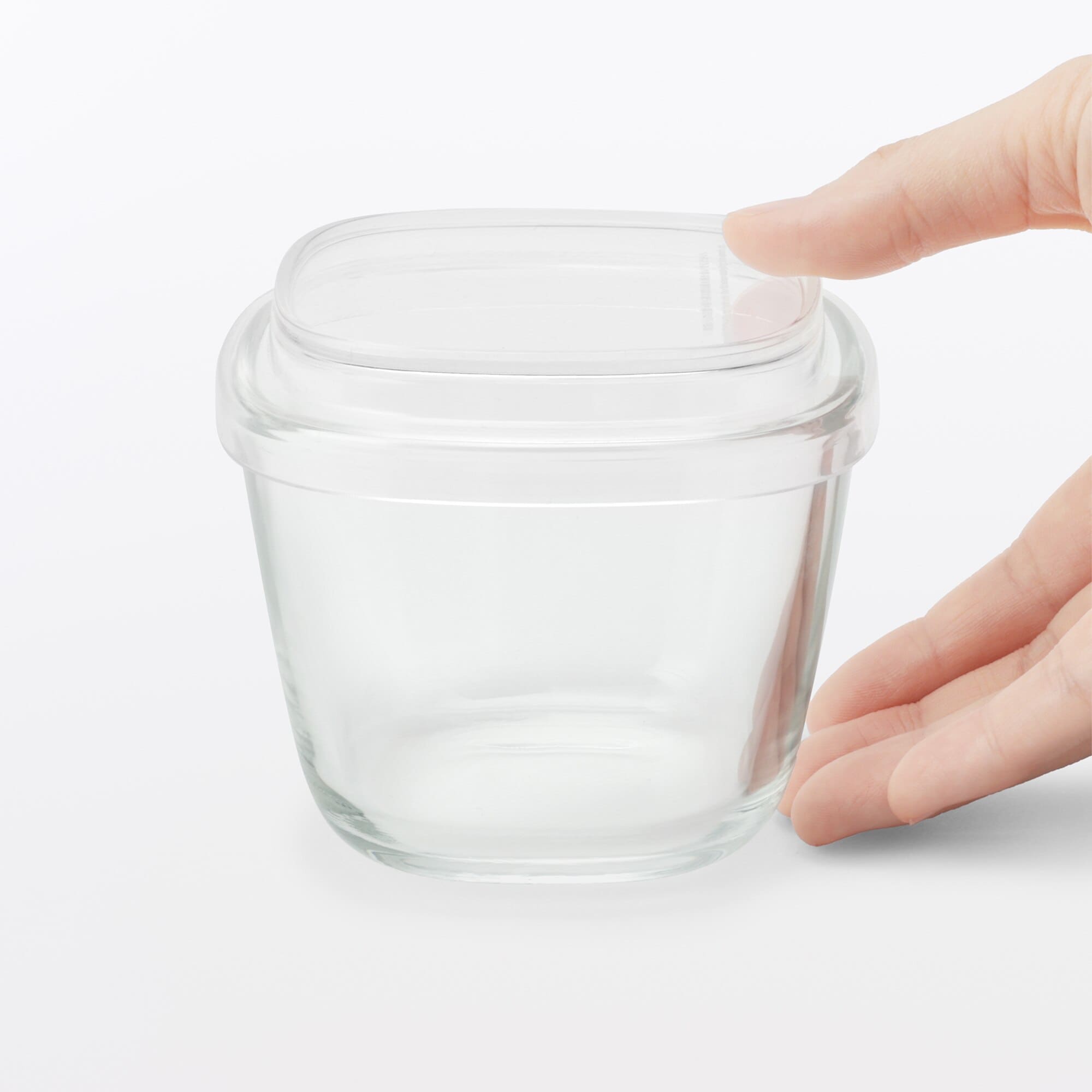 無印良品　蓋をしたままレンジで使える 耐熱ガラス容器