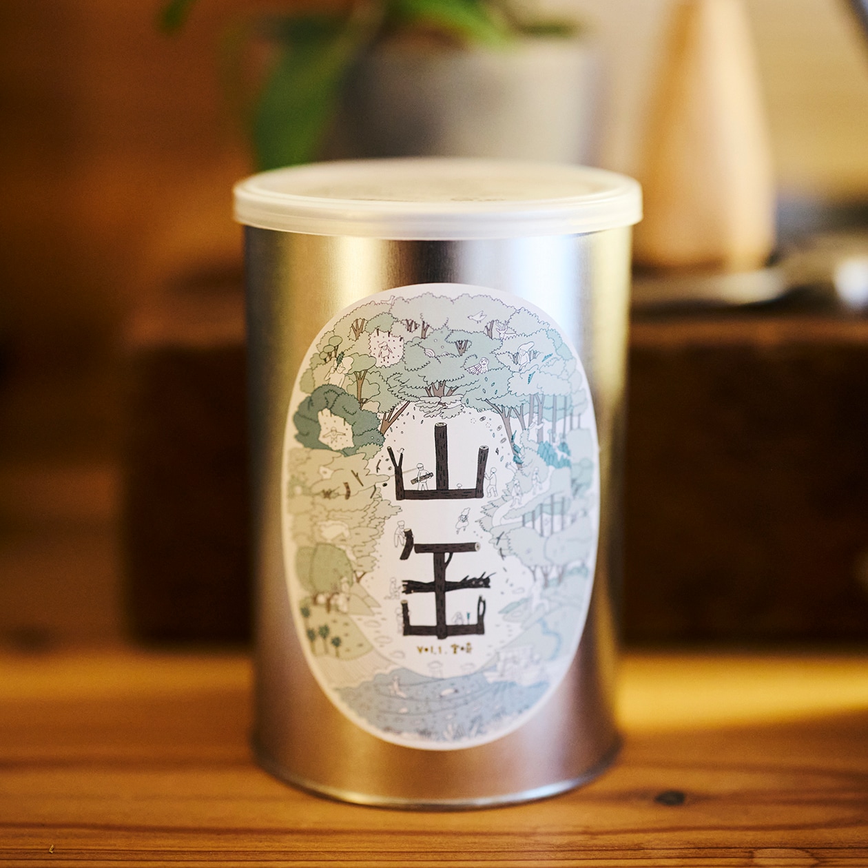 使いながら触れながら、木と向き合う部屋 | ステンレス ユニットシェルフ、壁に付けられる 家具 ほか_RYEl6n