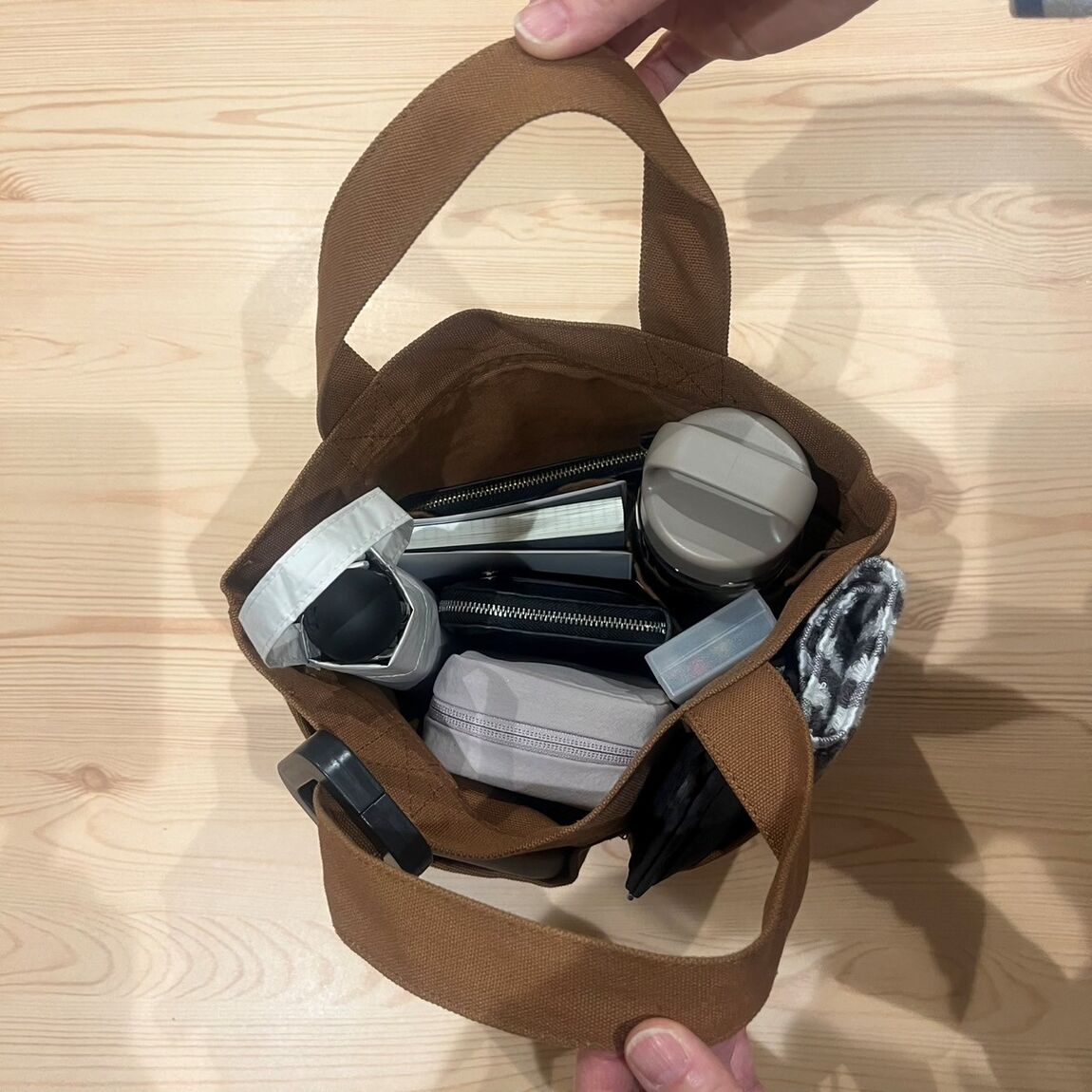 無印良品の『帆布 ミニトートバッグ』(無印良品 アミコ東館のおたより画像を使用)