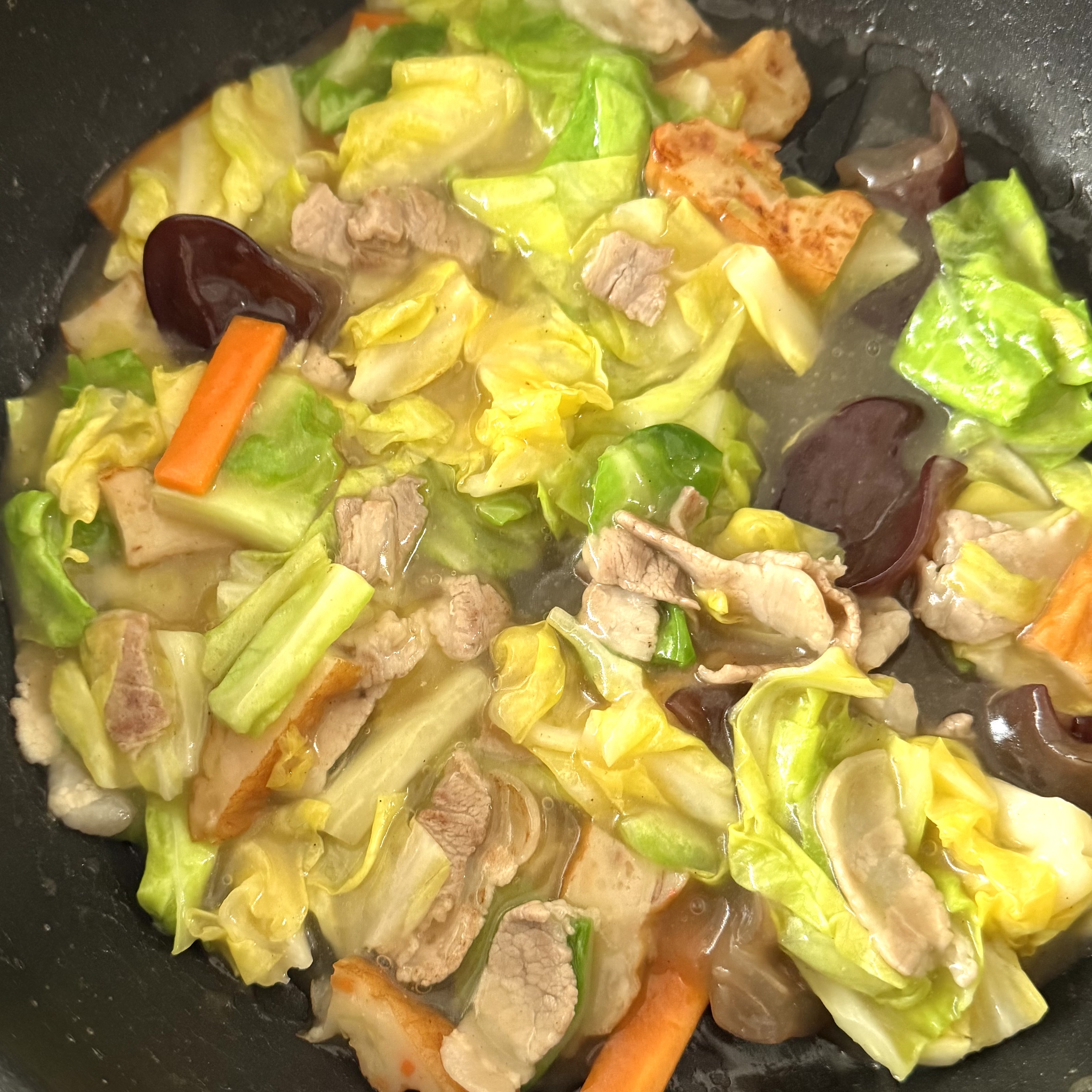 自宅で本格味が楽しめる「長崎皿うどん」のおいしく食べる具材アレンジ_Xjbxs1