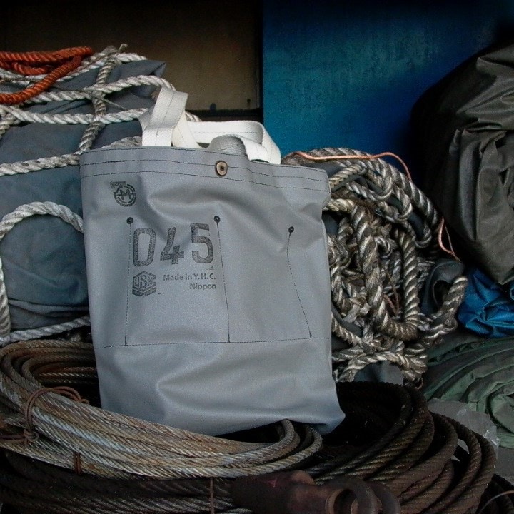 【諸国良品】アウトドアスペックの生地から生まれた、横浜発の帆布鞄。_eYHpm3