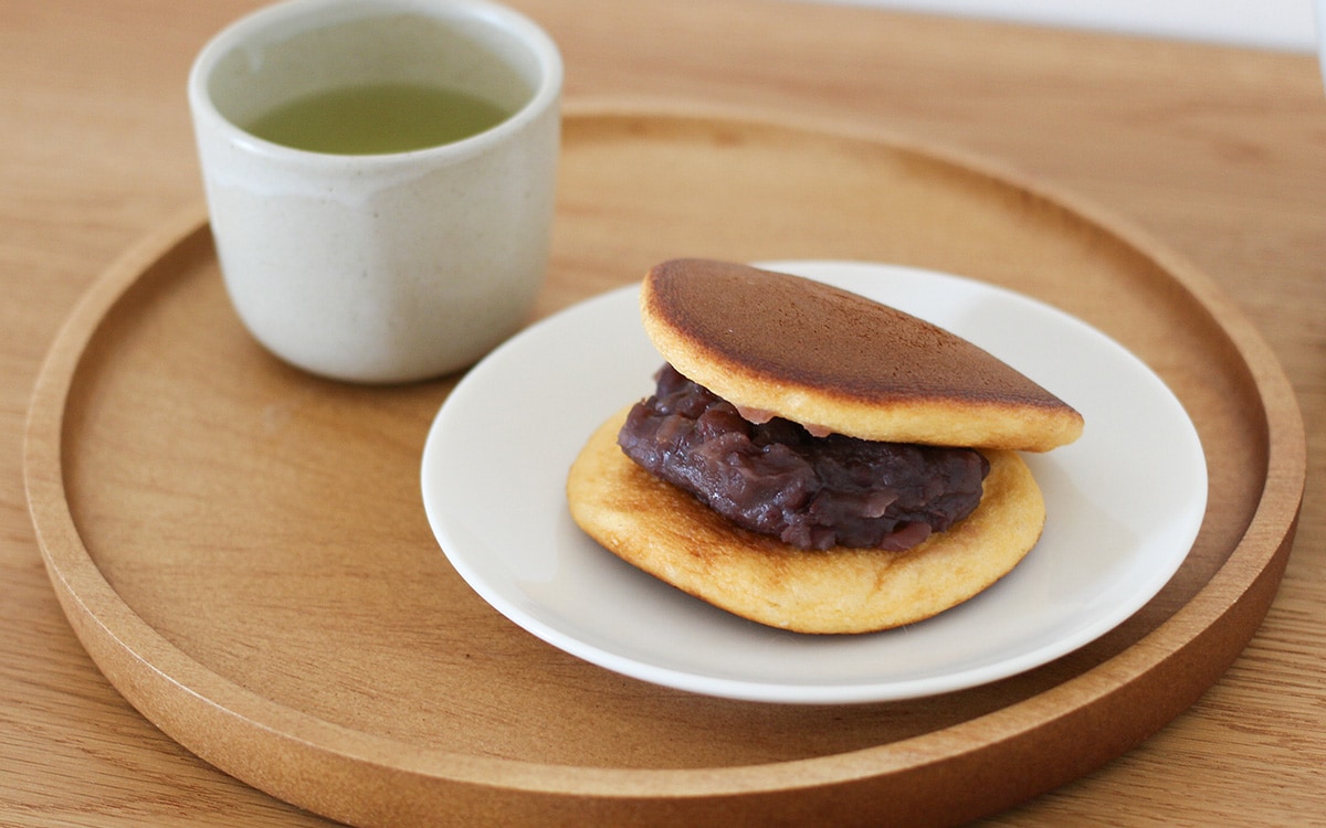 新緑の季節のお茶と菓子