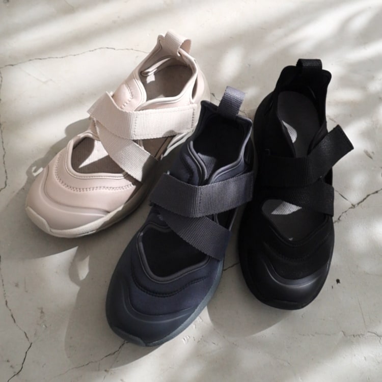 足元から、夏じたく。今チェックしたい サンダル 6選_PEp37H