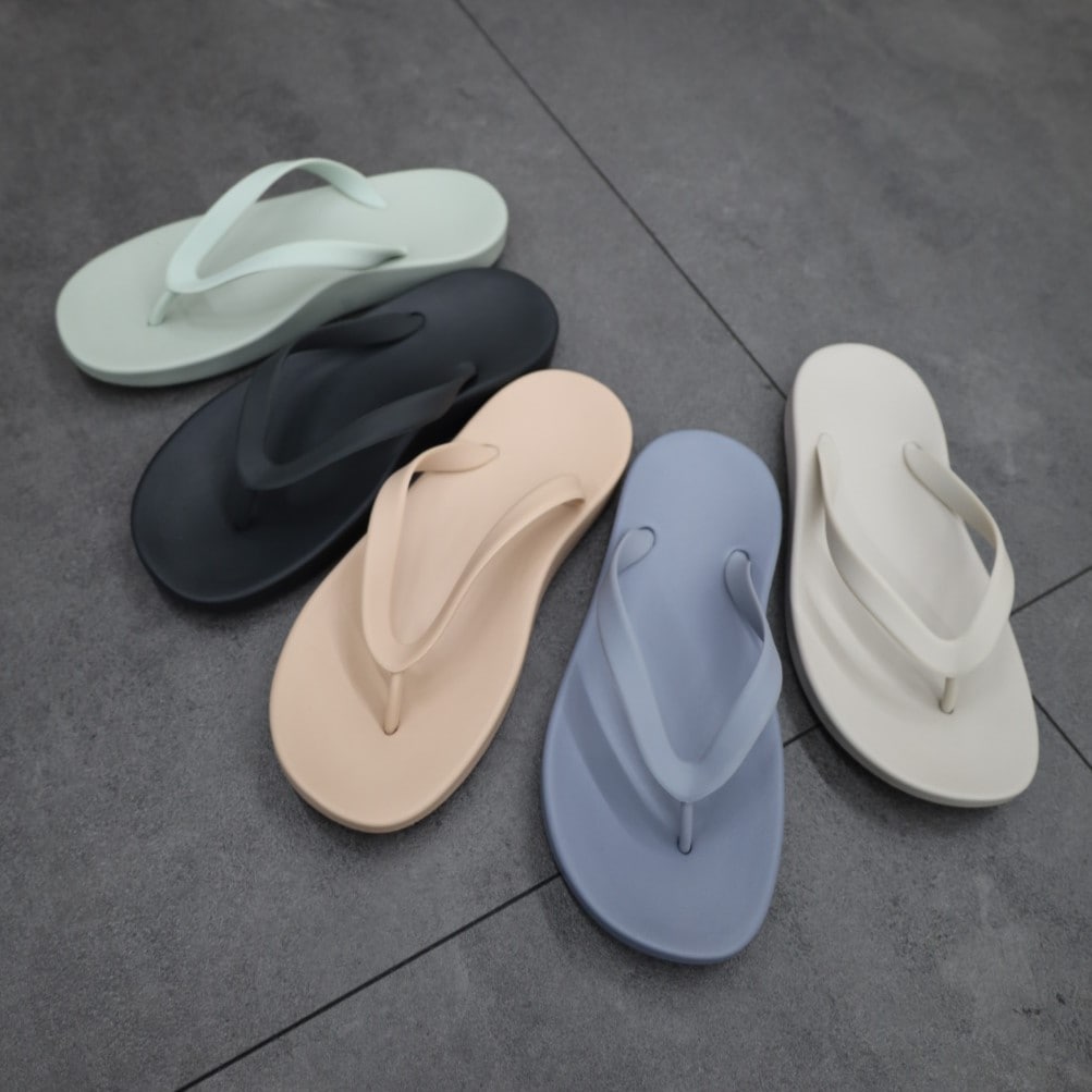 足元から、夏じたく。今チェックしたい サンダル 6選_20Mgem