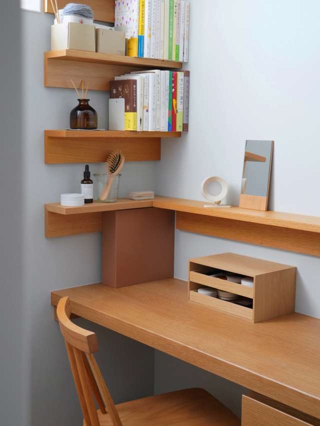 無印良品の壁に付けられる家具棚