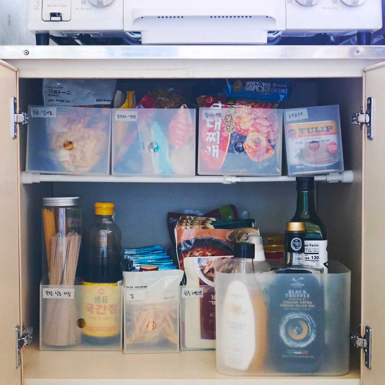 仕切ってすっきり、収まりの良い部屋_n8QM9k