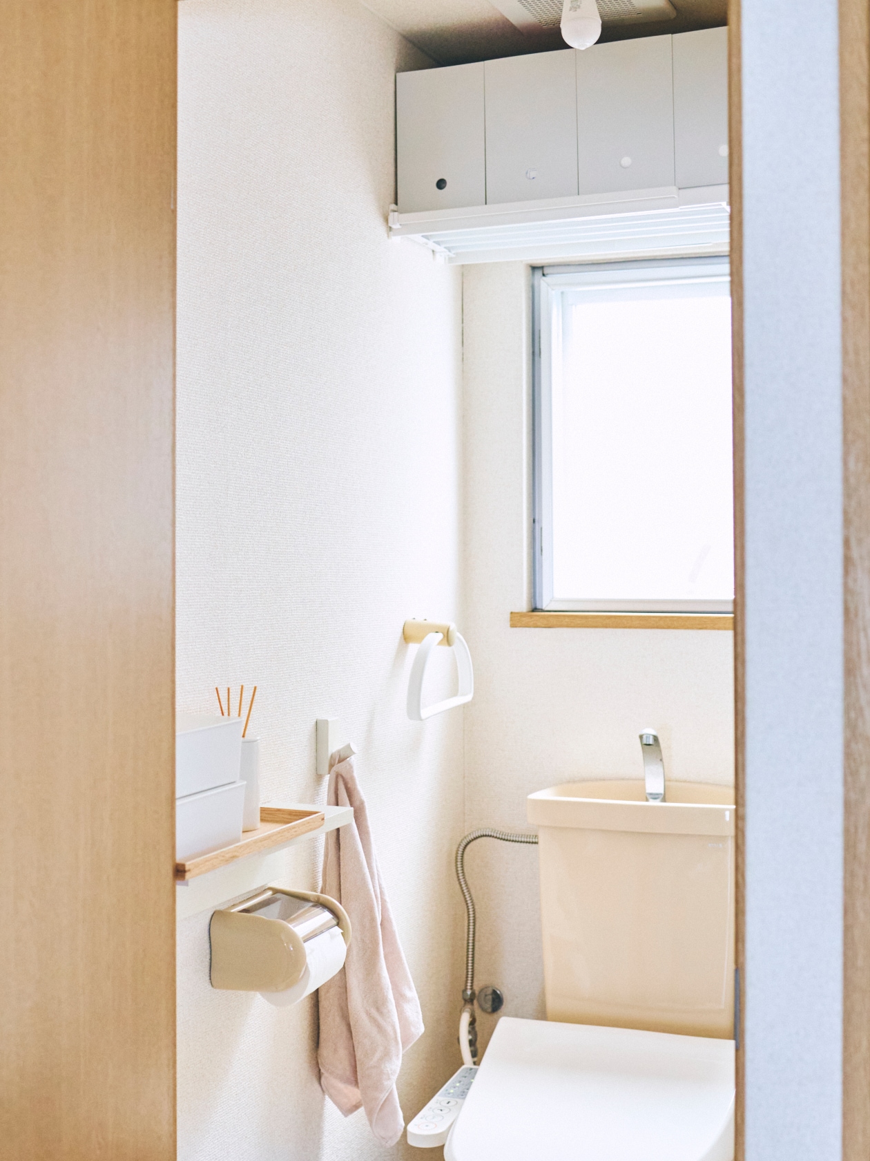 仕切ってすっきり、収まりの良い部屋_JHM0wJ