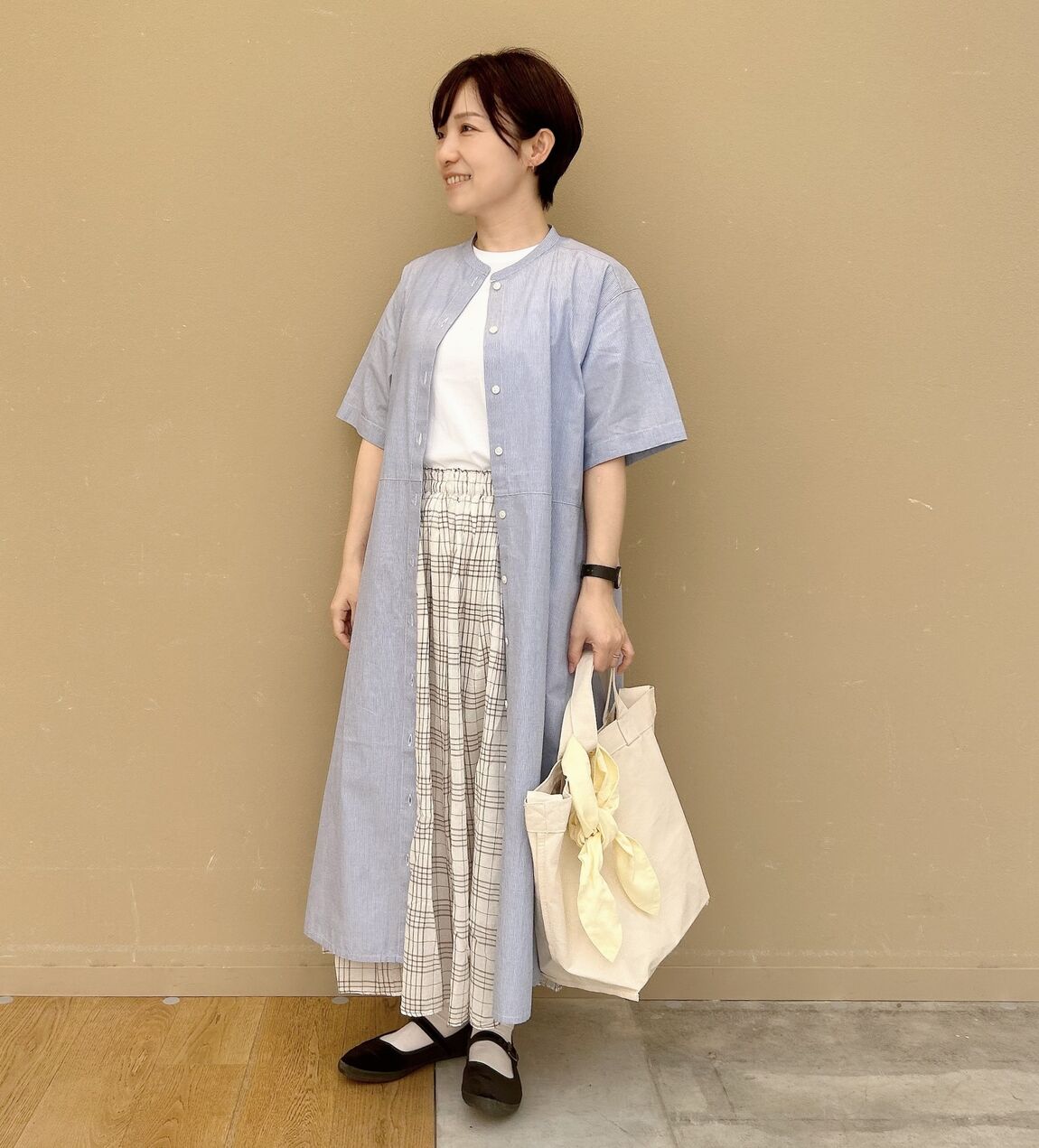無印良品の『婦人 涼感 半袖シャツワンピース』を使ったスタッフコーディネート