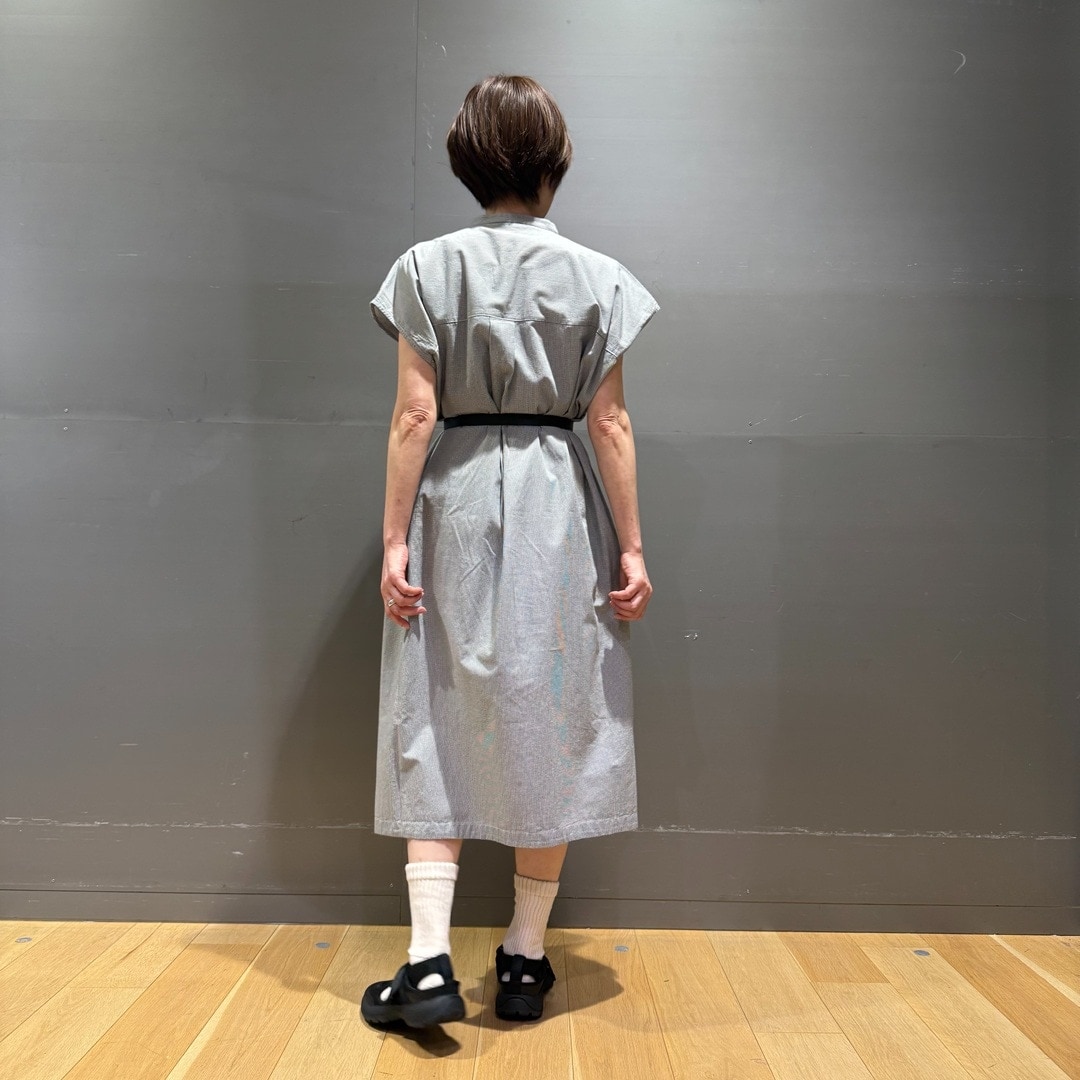 無印良品の『婦人 涼感 プルオーバーワンピース』を使ったスタッフコーディネート