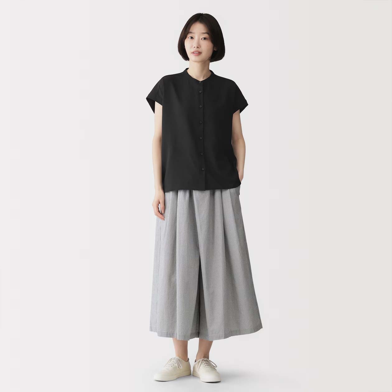 無印良品の風を通すシリーズの服