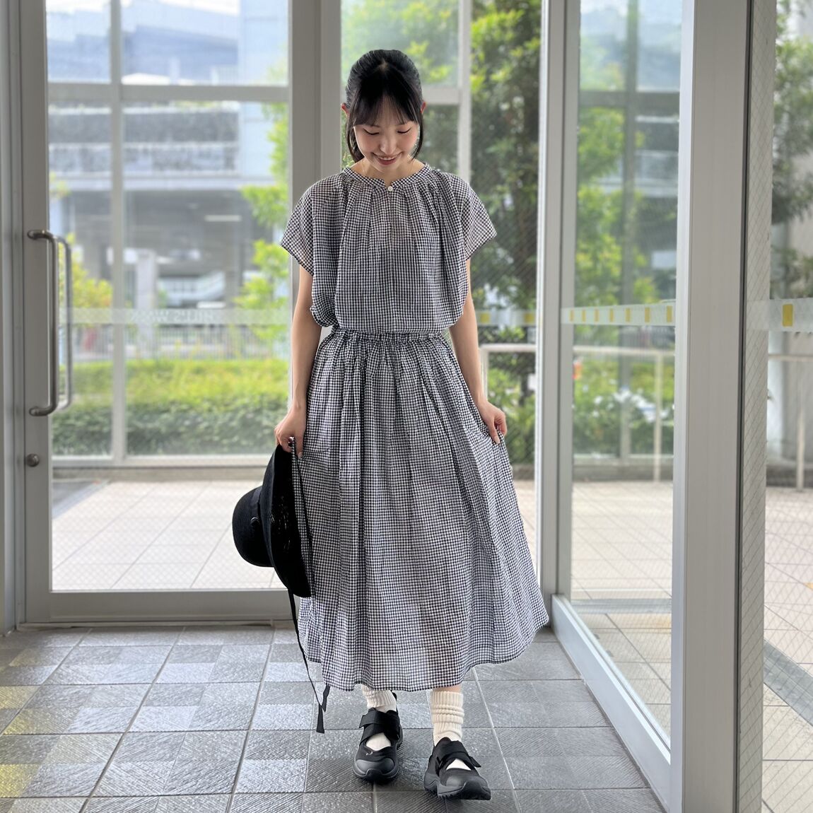 無印良品の「強撚」のブラウスとギャザースカート