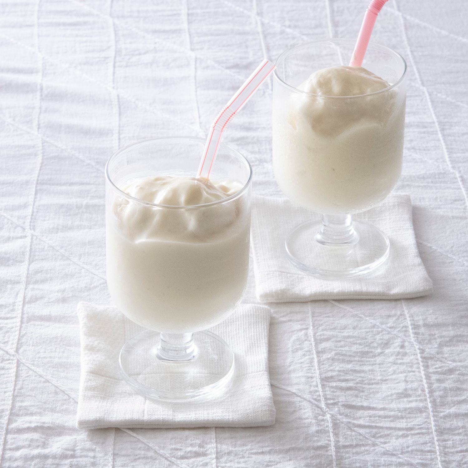 無印良品『アイスクリームでつくるシェイク』でつくるヨーグルトシェイク