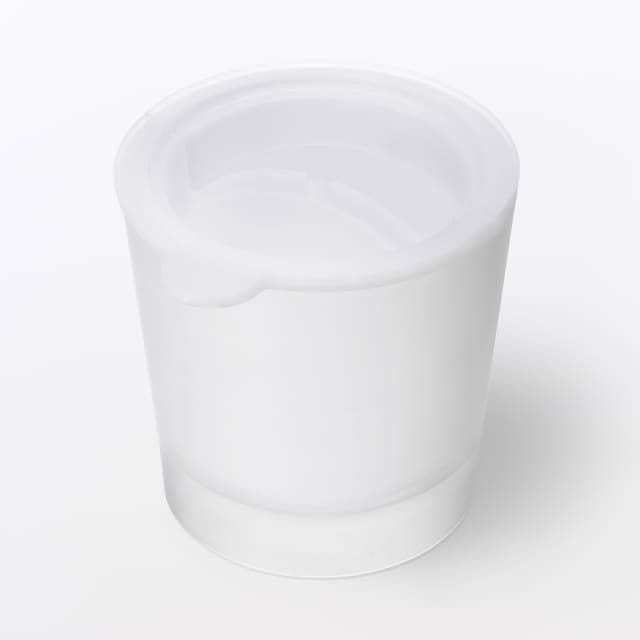 無印良品の『丸く綺麗に作れる　製氷器　丸い氷』