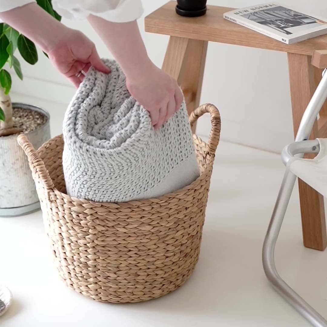 無印良品の ウォーターヒヤシンス 持ち手付ラウンドバスケット