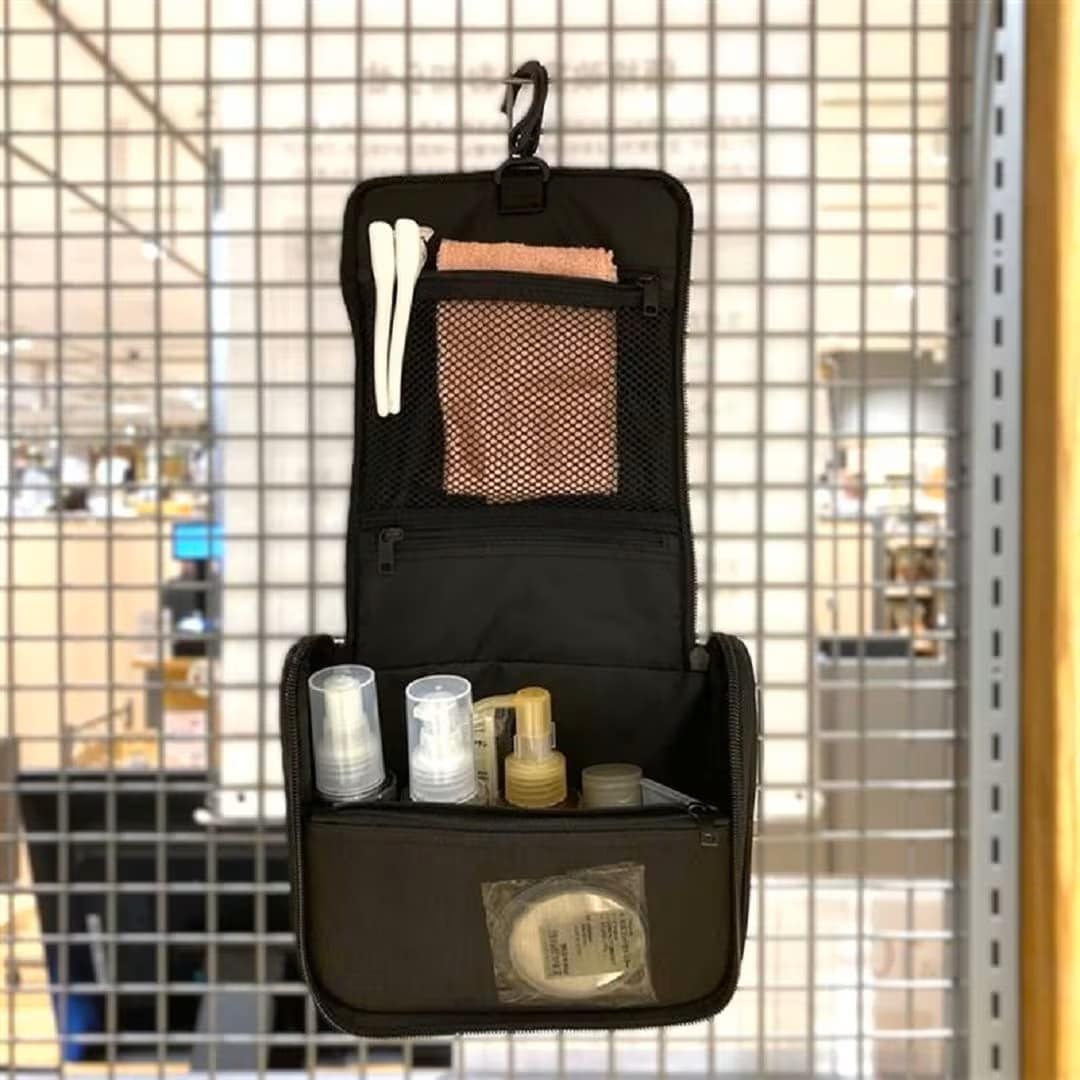 無印良品 吊るして使える洗面用具ケース
