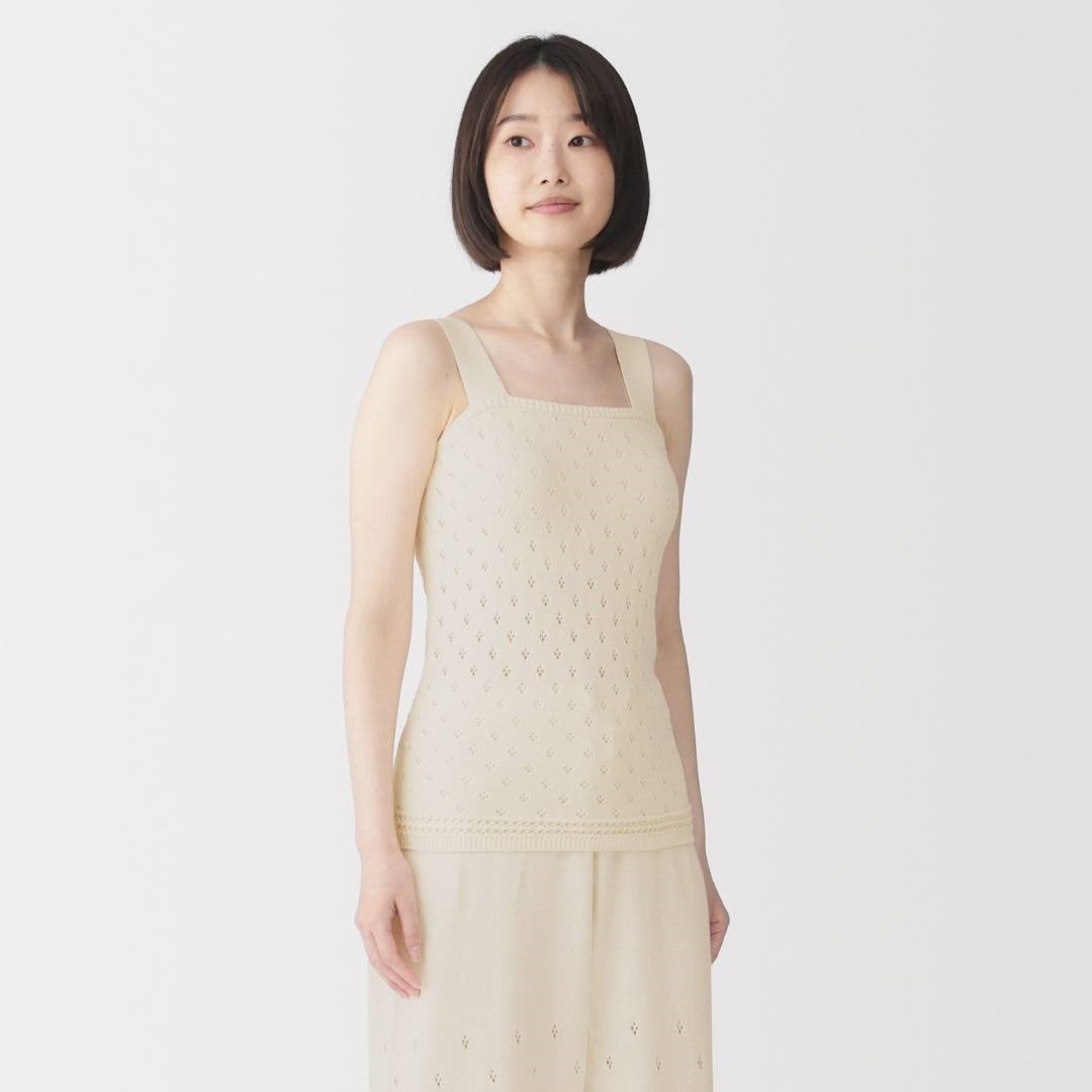 無印良品のコットン透かし編みニット ブラタンクトップ
