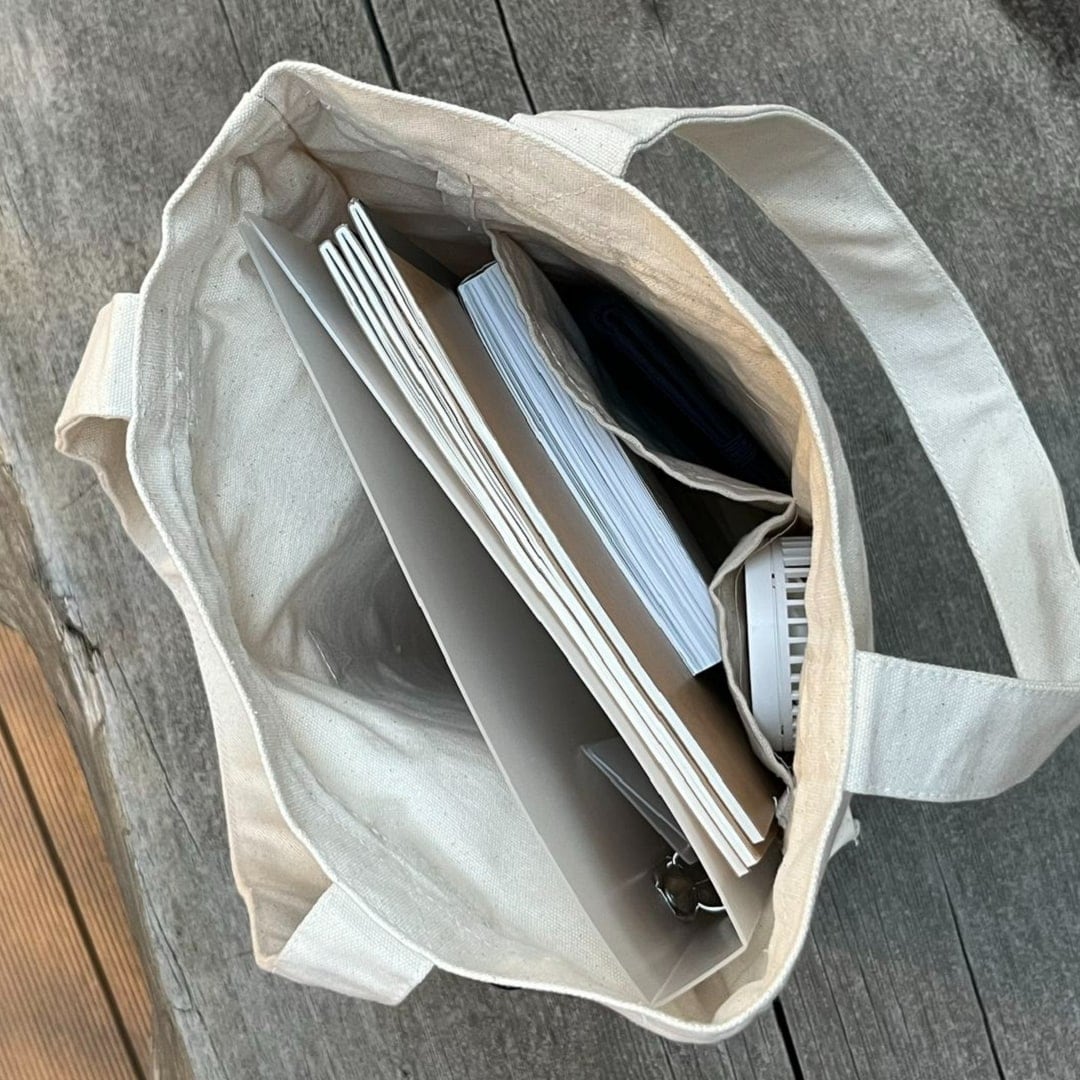 無印良品の帆布横型トートバッグ