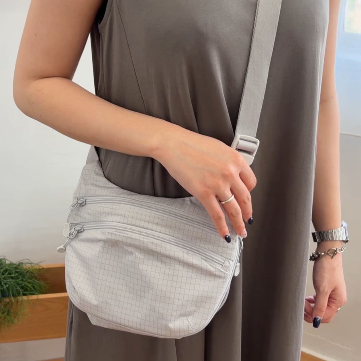 無印良品の撥水リップストップミニショルダーバッグ