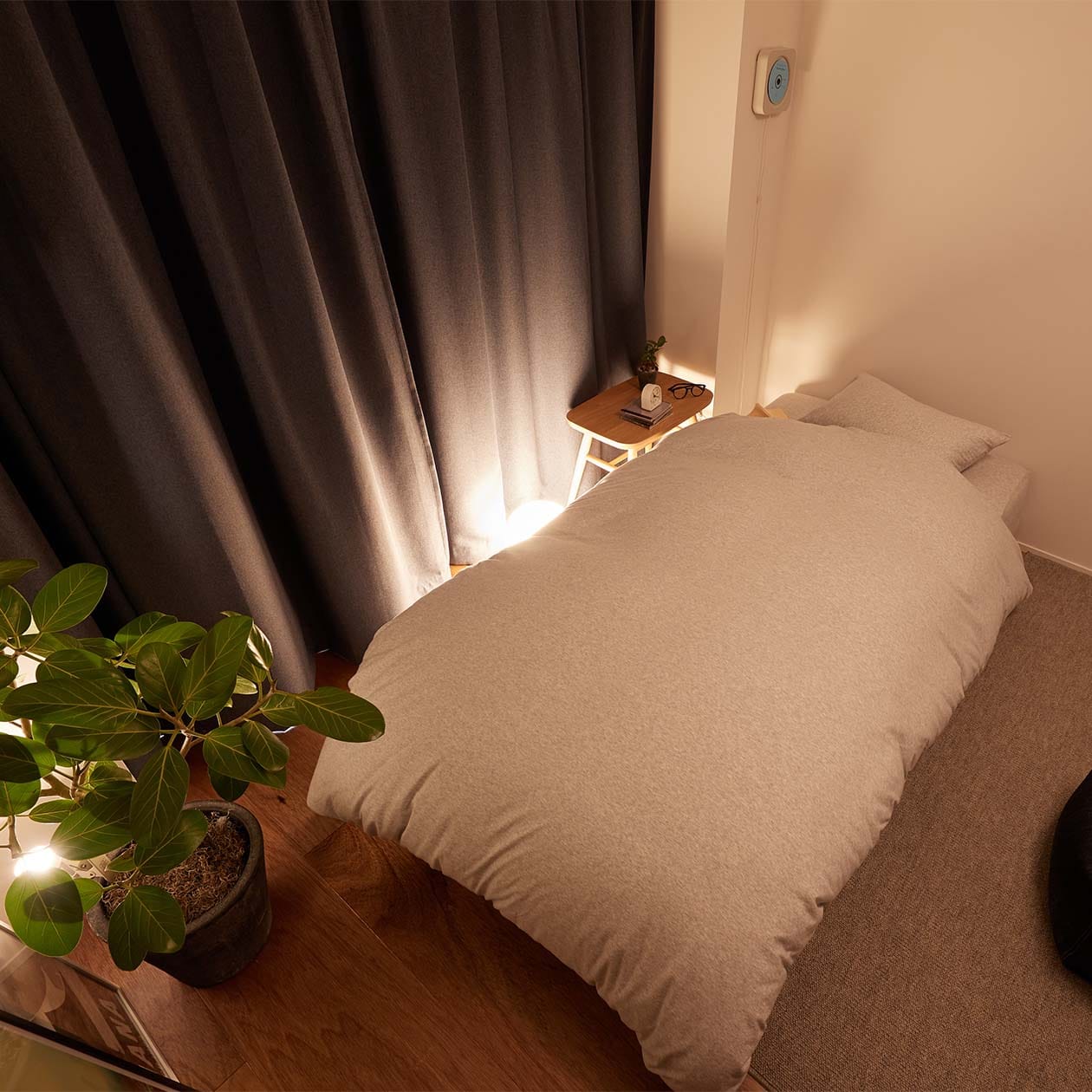 ベッドまわりから考える部屋づくり、三つの視点_GoJZK9