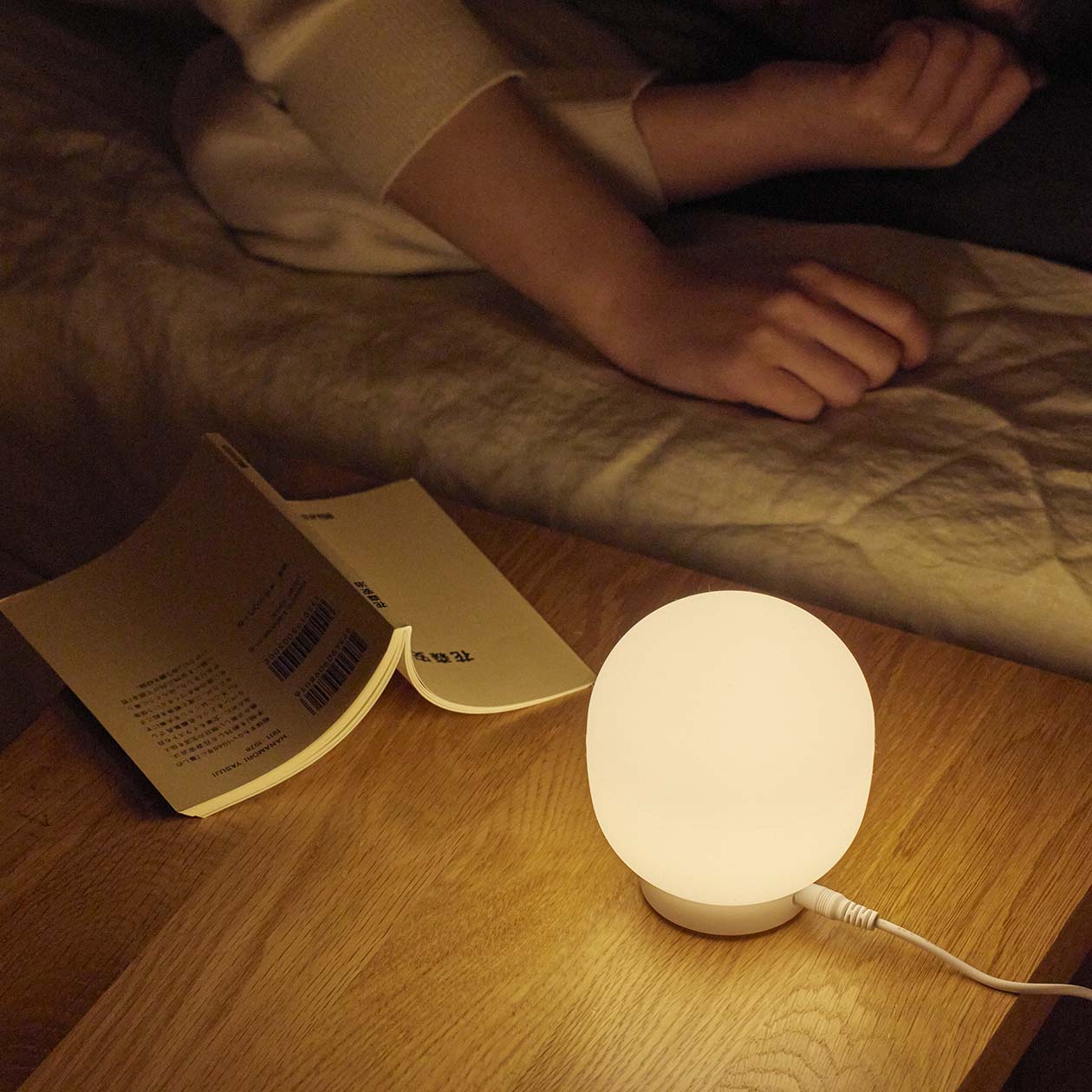 ベッドまわりから考える部屋づくり、三つの視点_mLy5C1