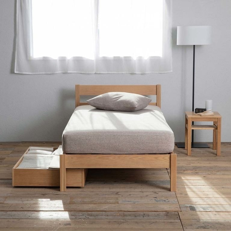 ベッドまわりから考える部屋づくり、三つの視点_A70zrc